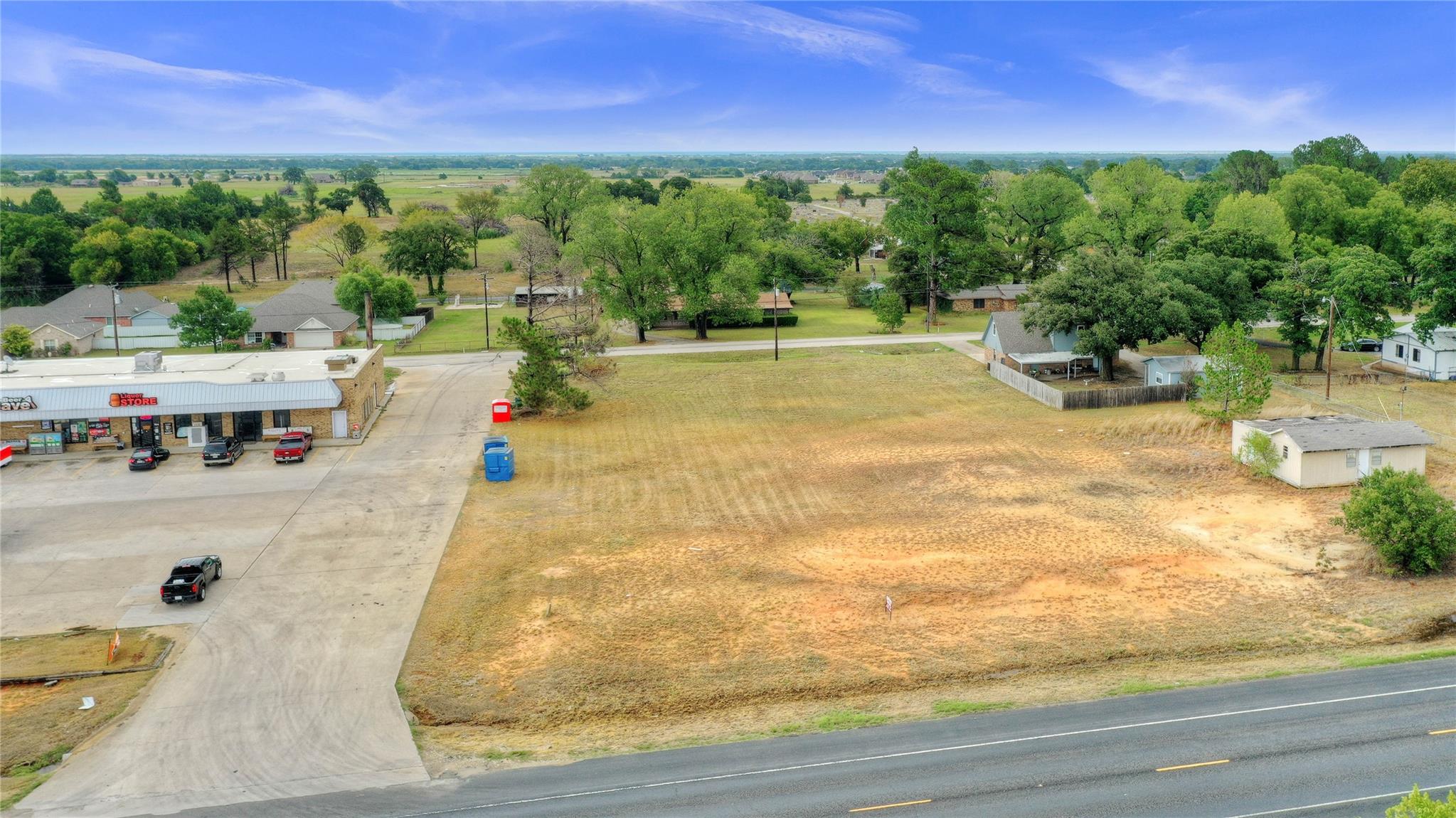 main property photo 8