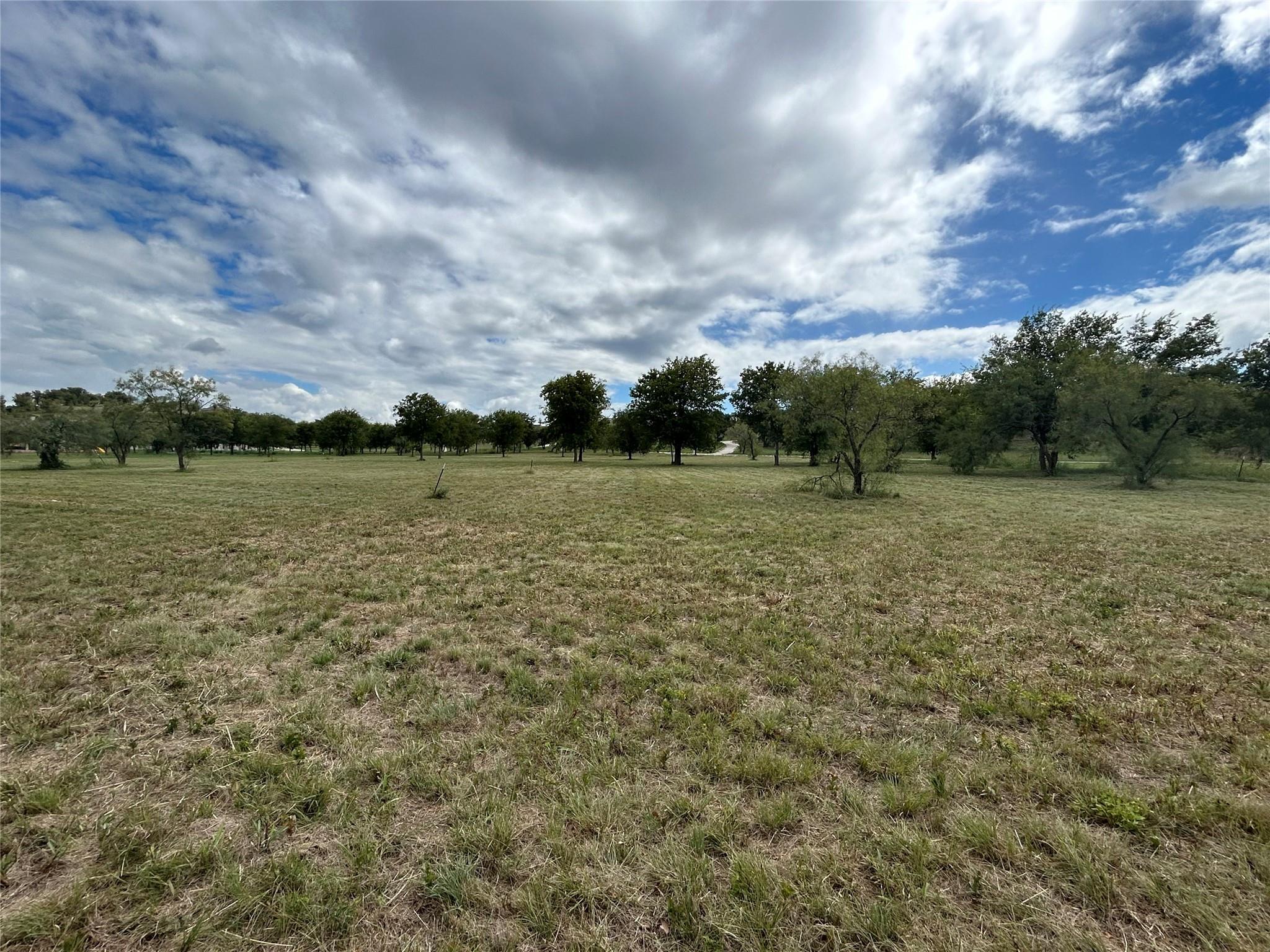 main property photo 11