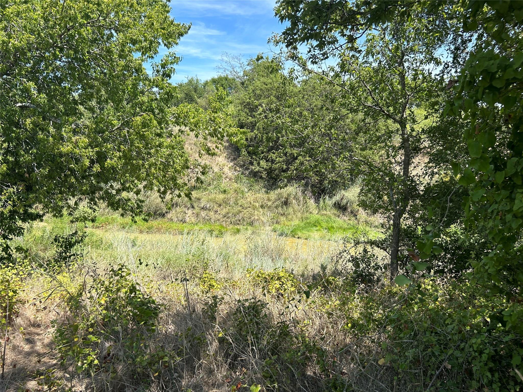 main property photo 16