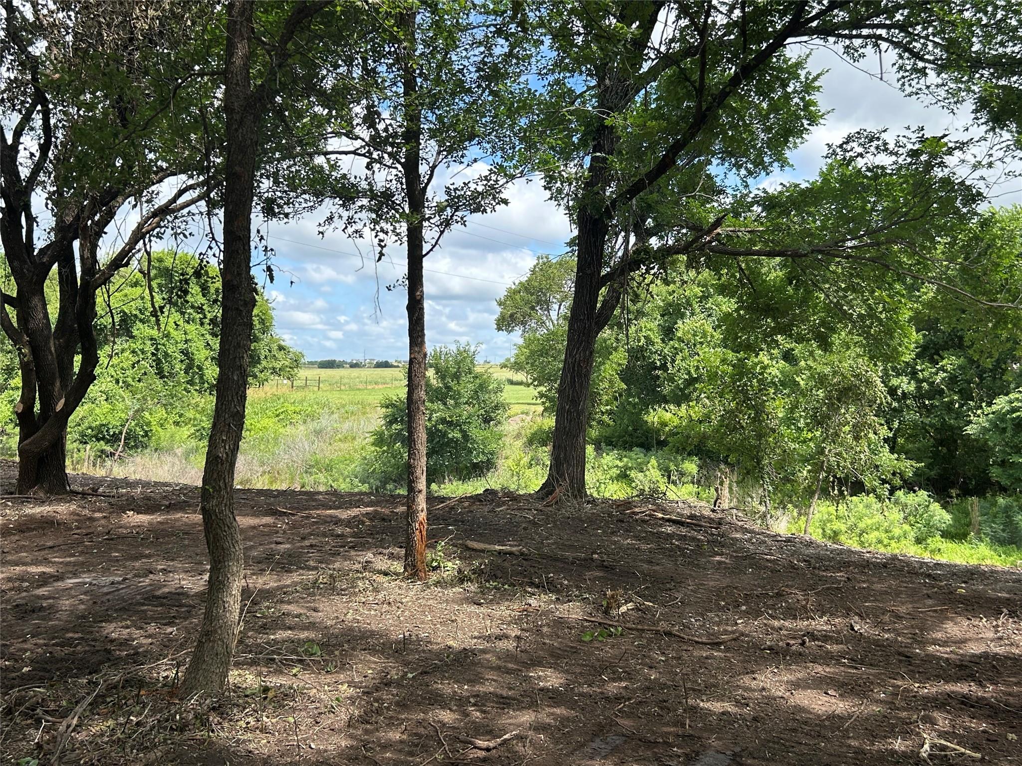 main property photo 20
