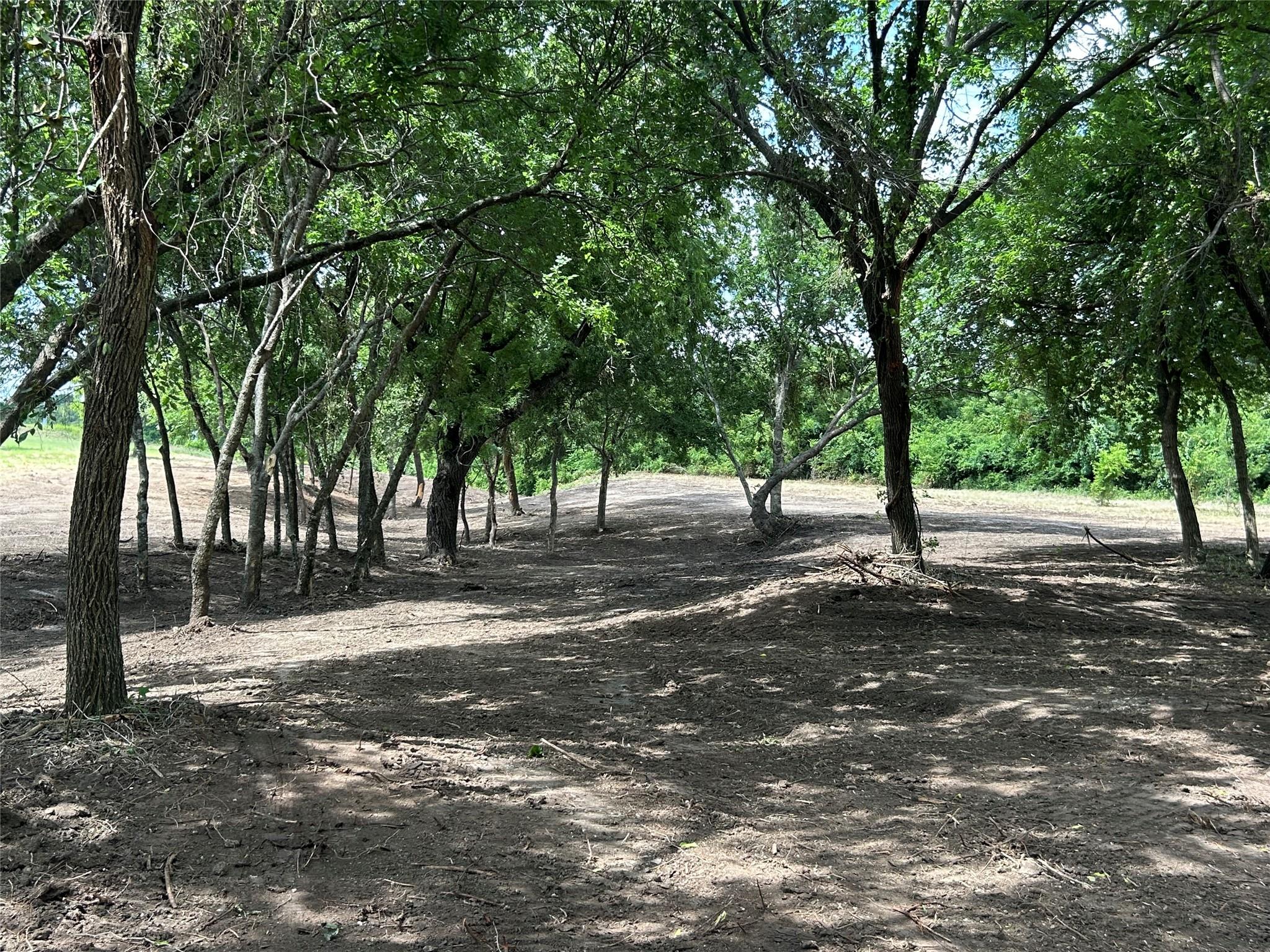 main property photo 22