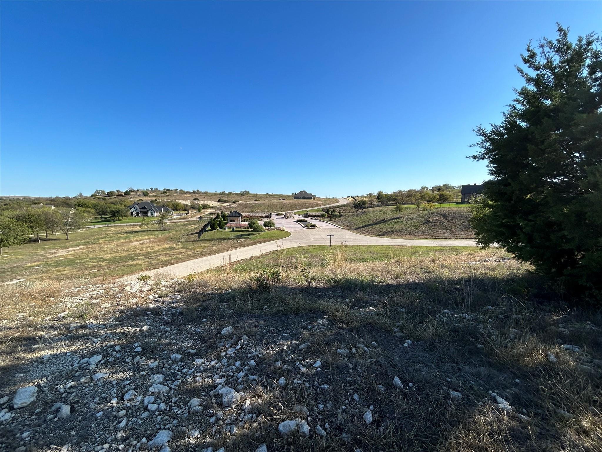 main property photo 10