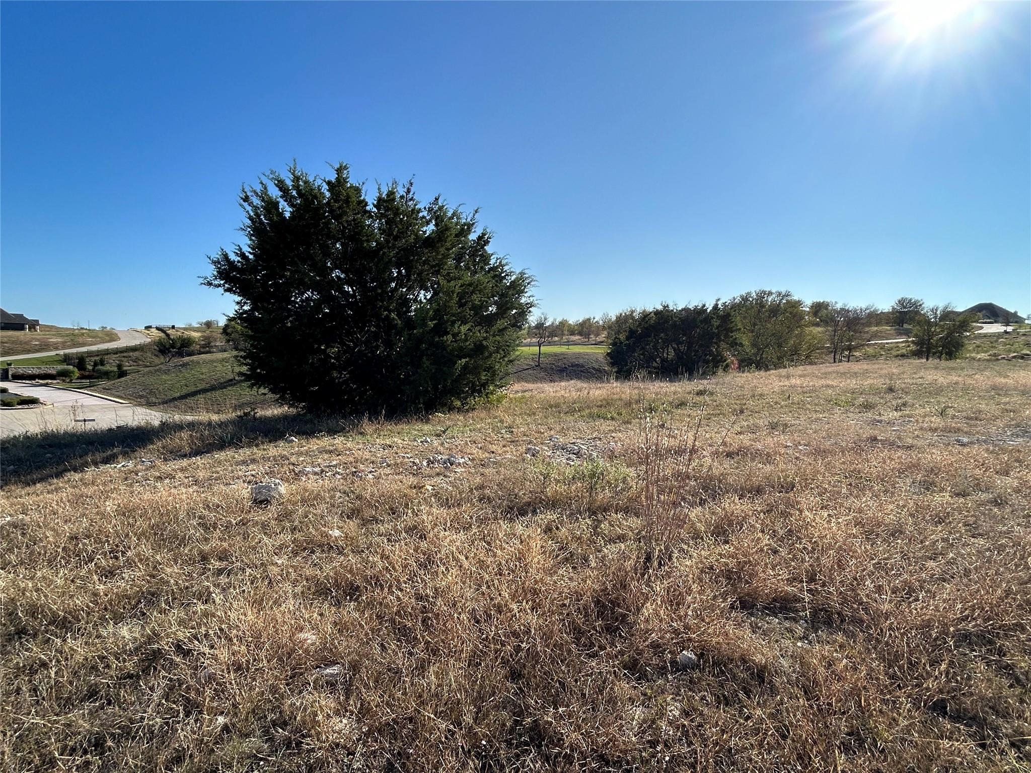 main property photo 9