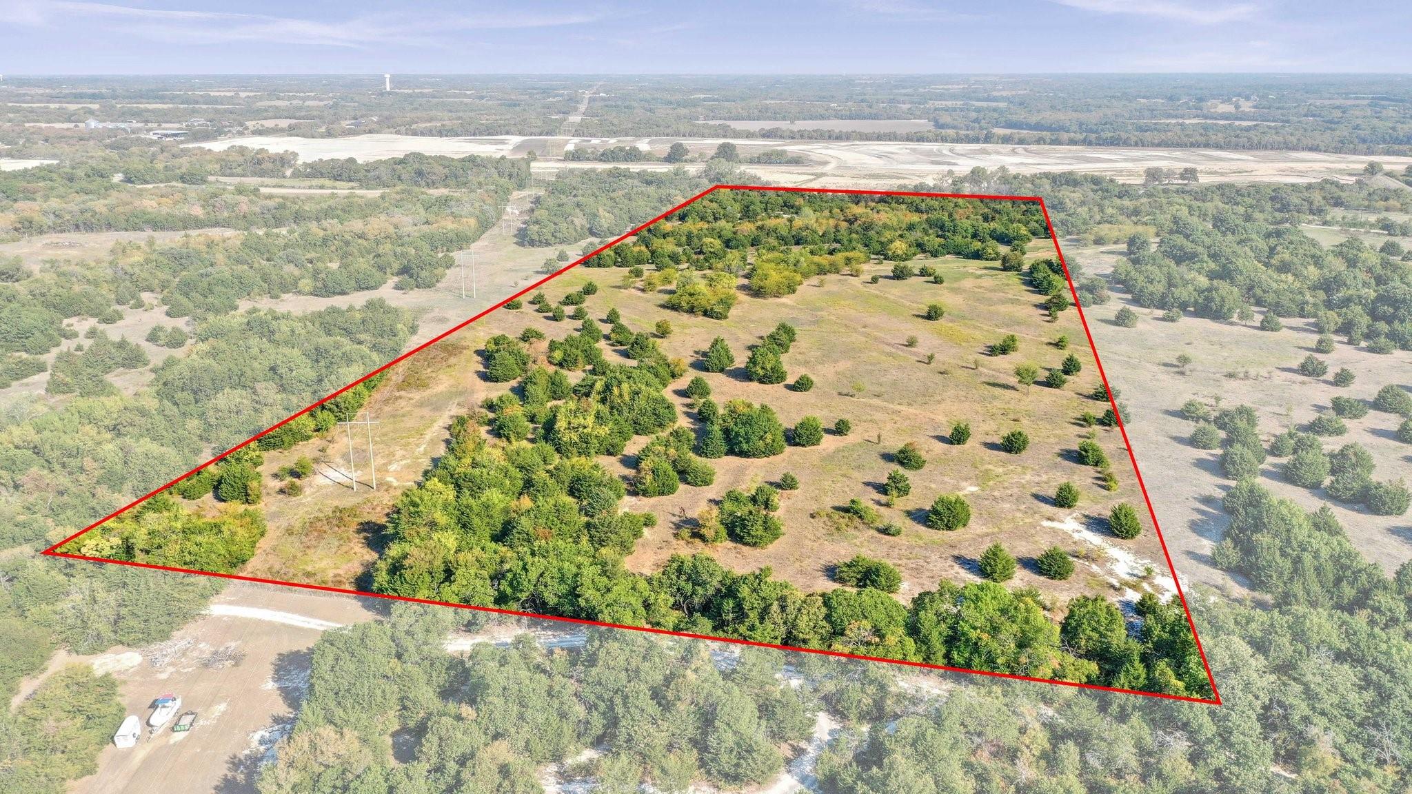 main property photo 14