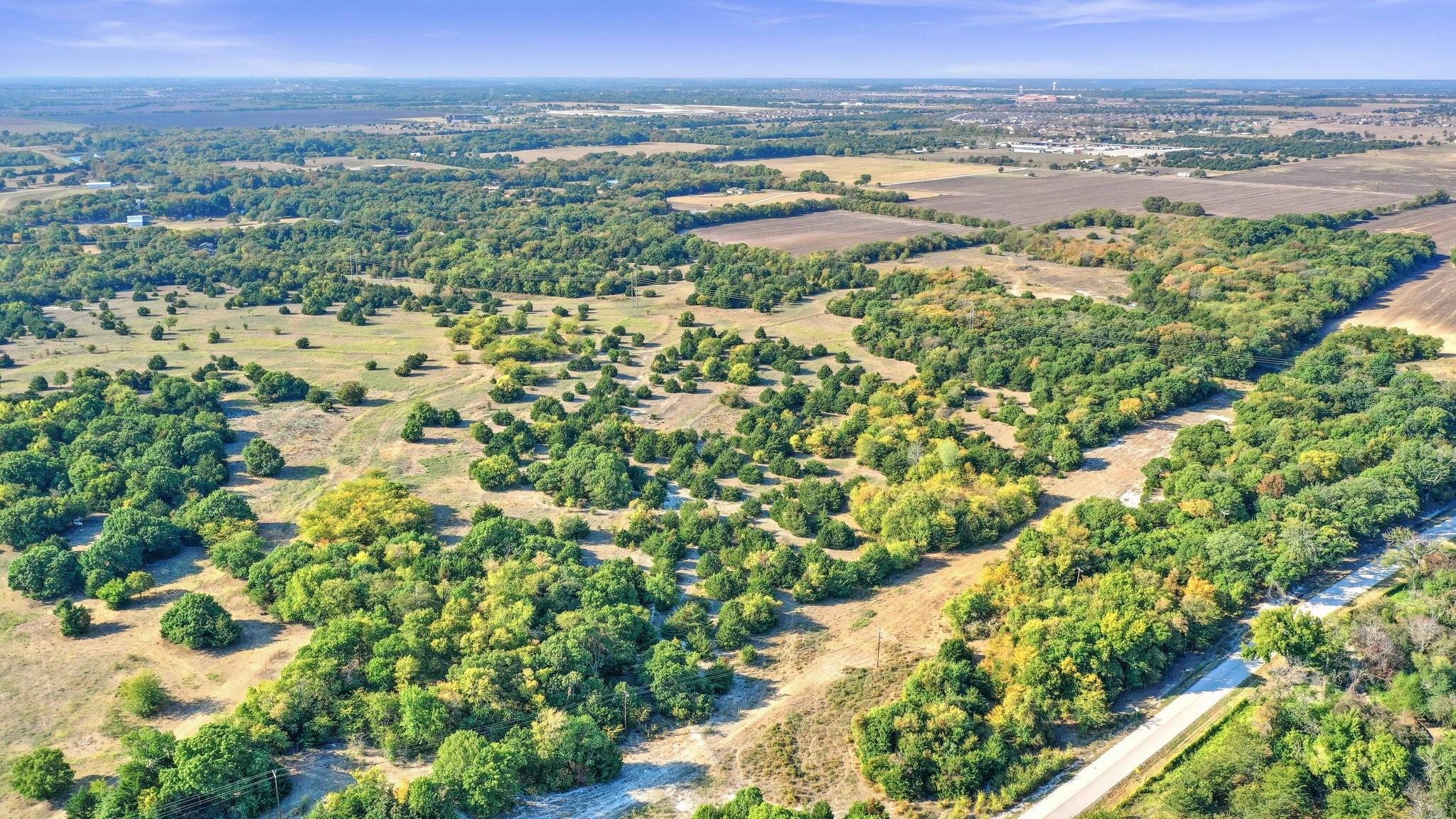 main property photo 9