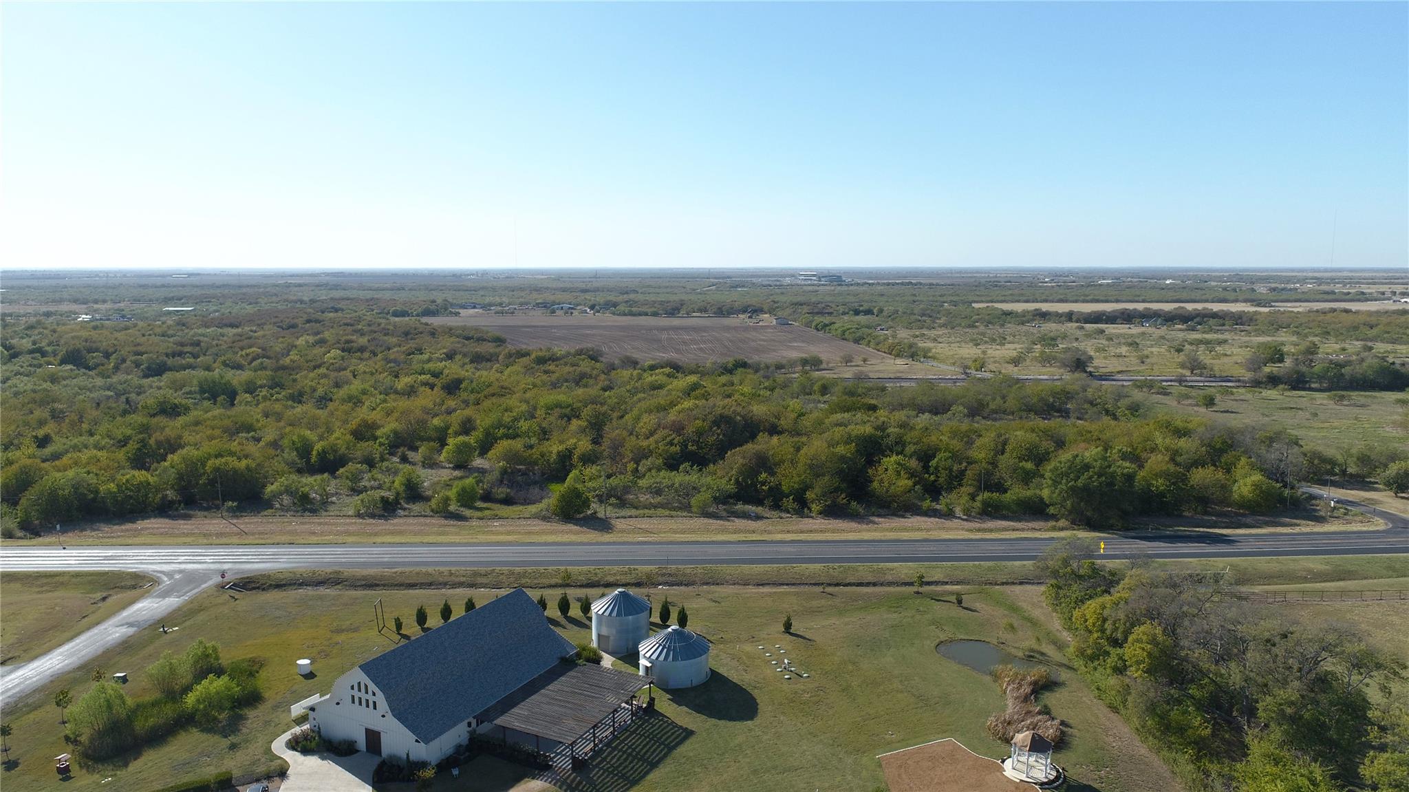 main property photo 21
