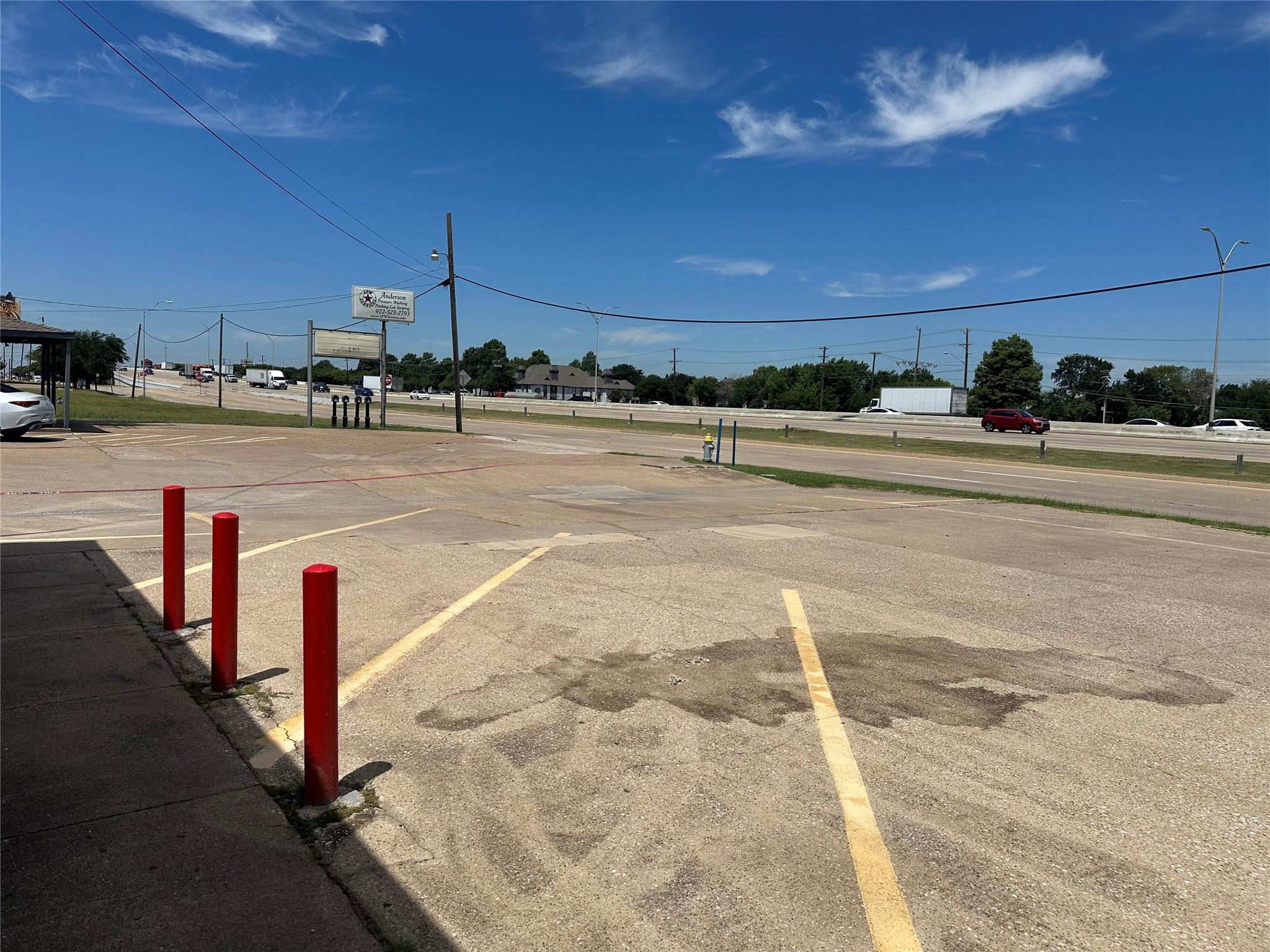 main property photo 17
