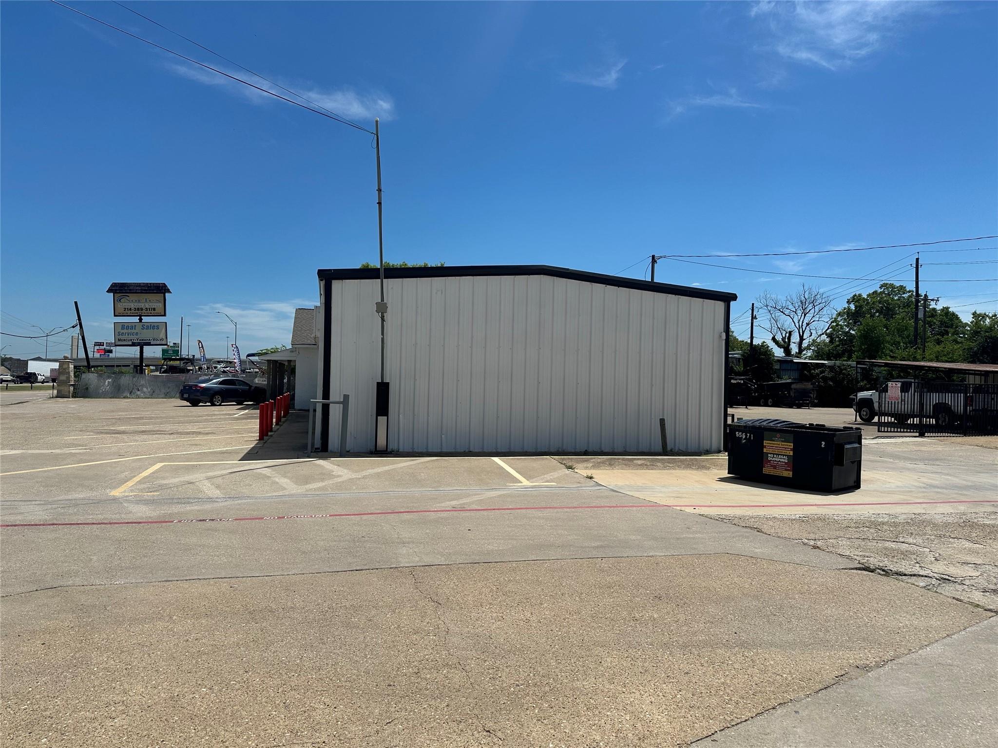 main property photo 18