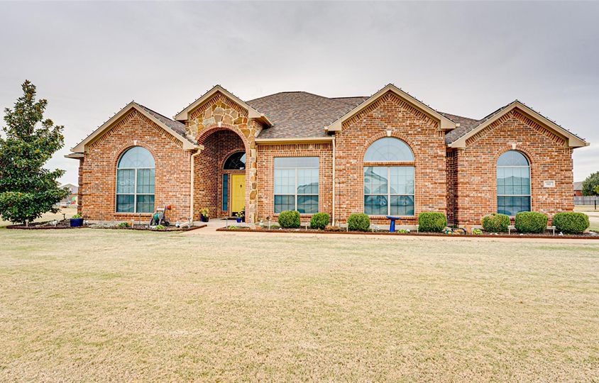 141 Chazlynn Ct, Waxahachie, TX 75165