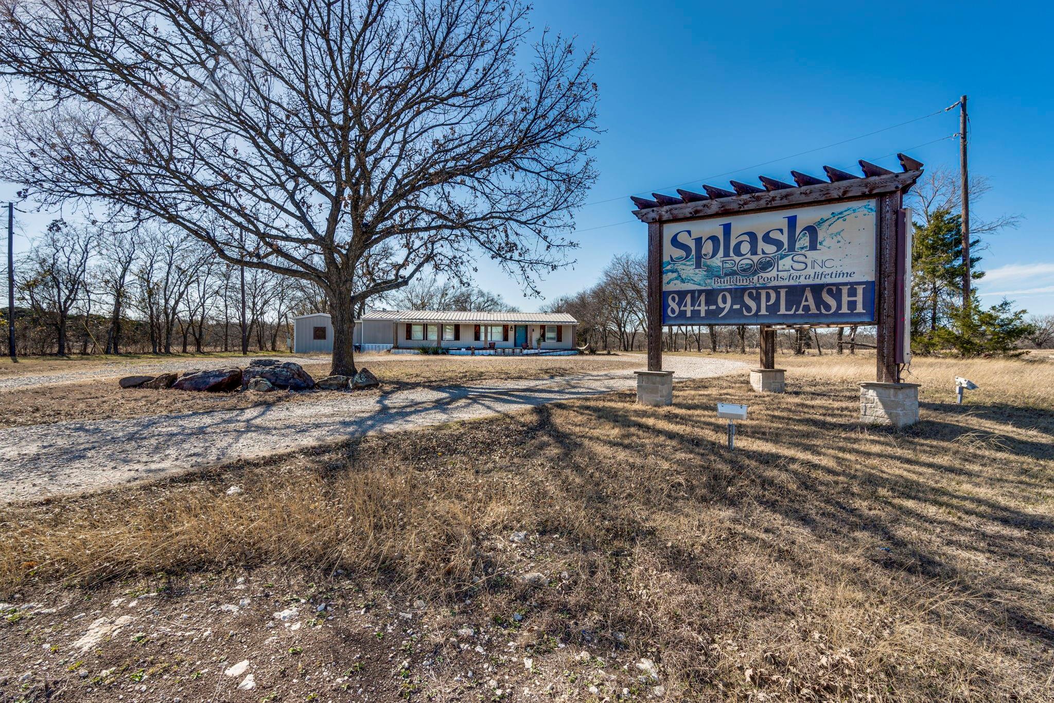 main property photo 13