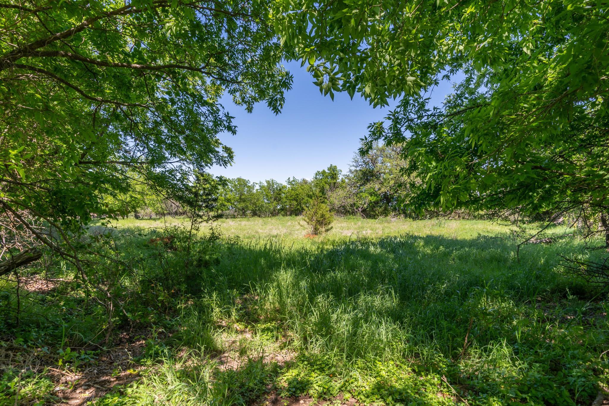 main property photo 17