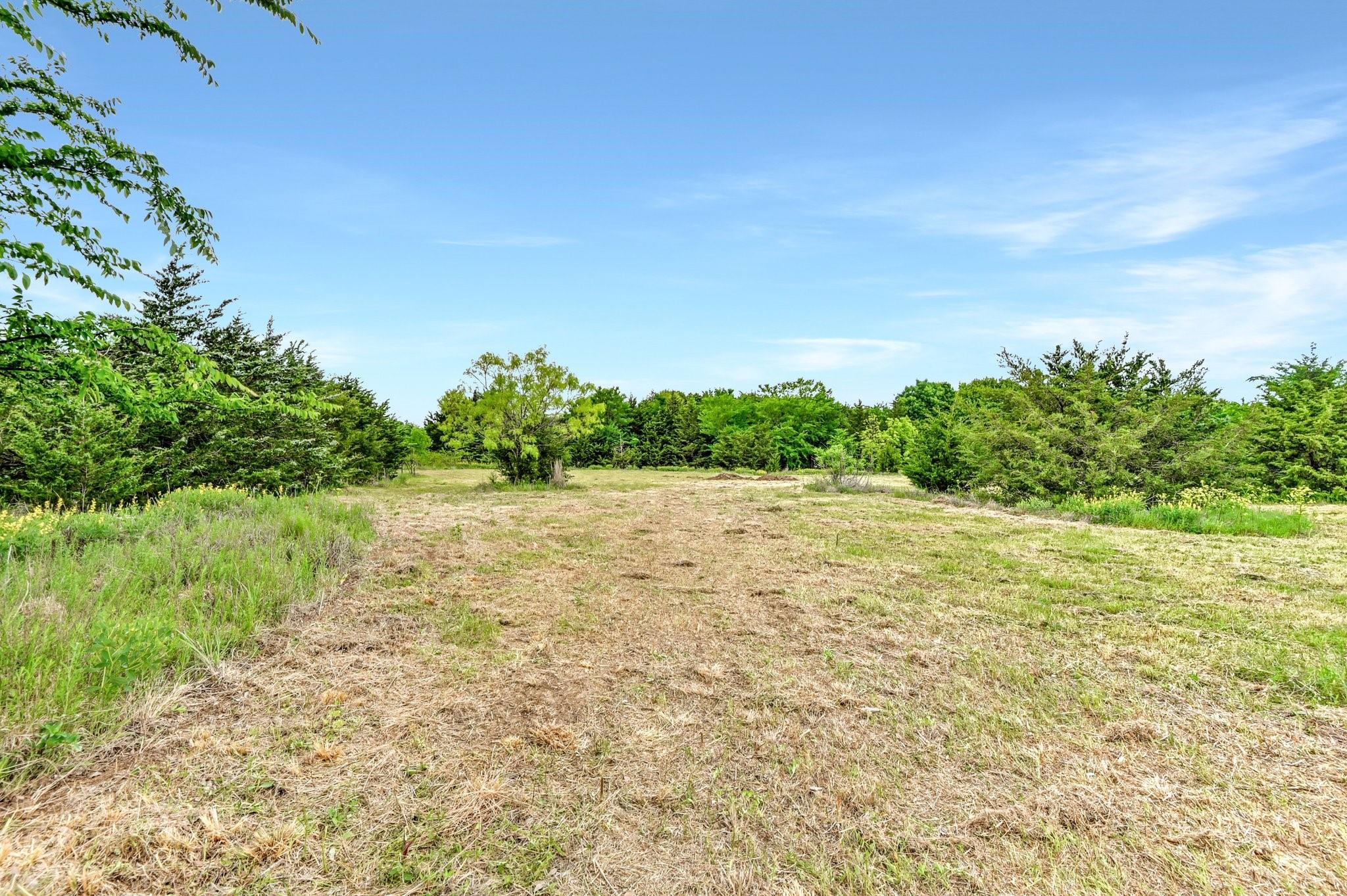 main property photo 21