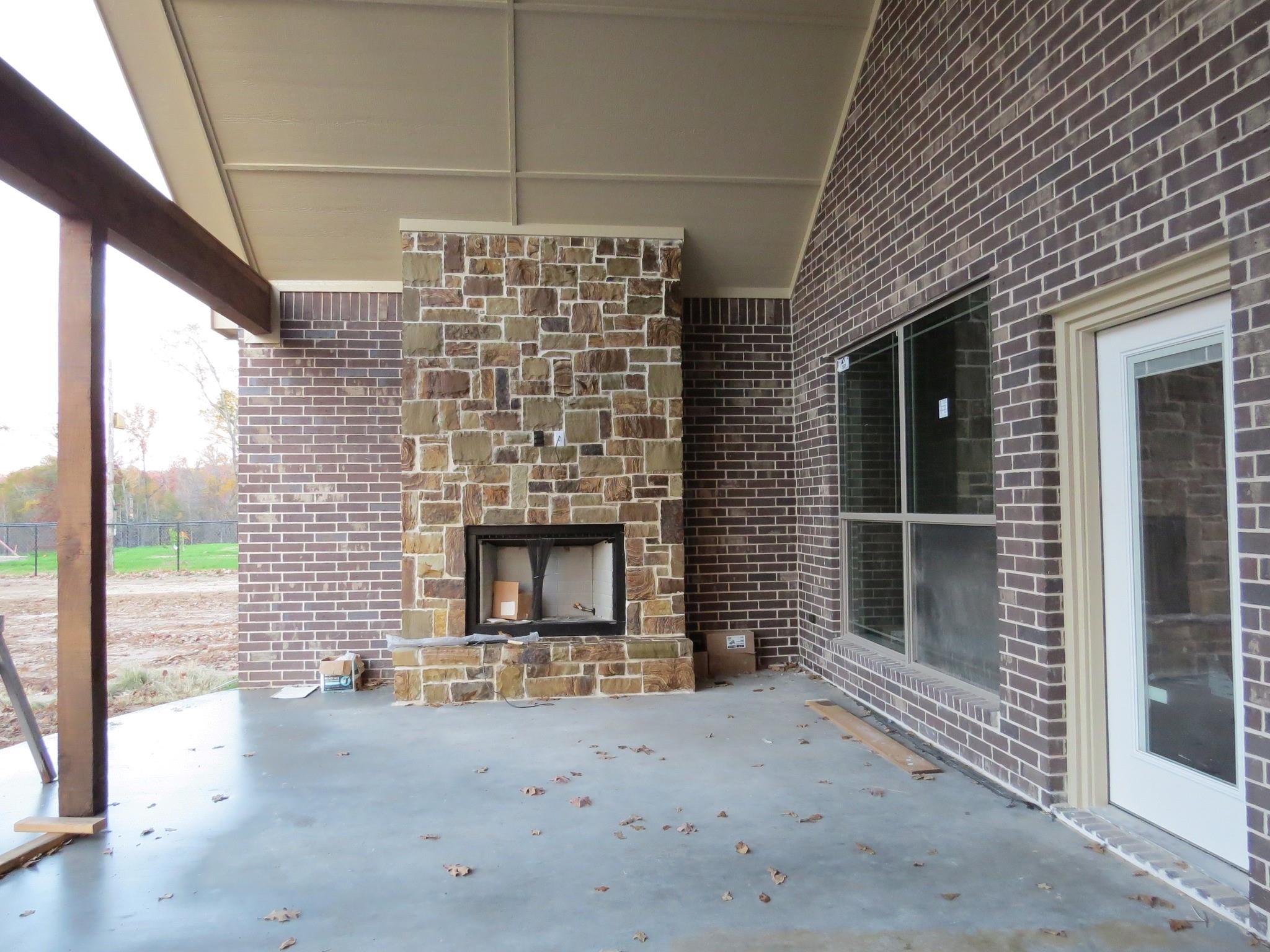 main property photo 15