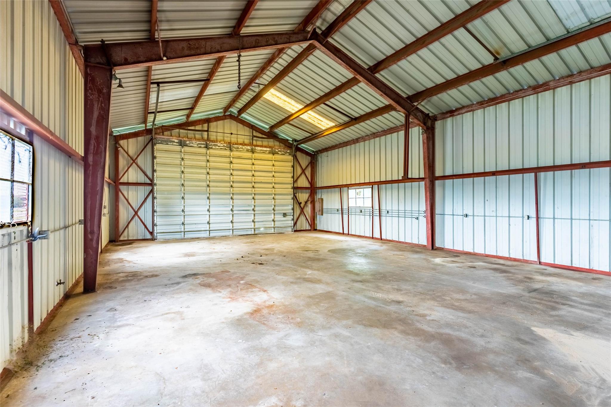 main property photo 12