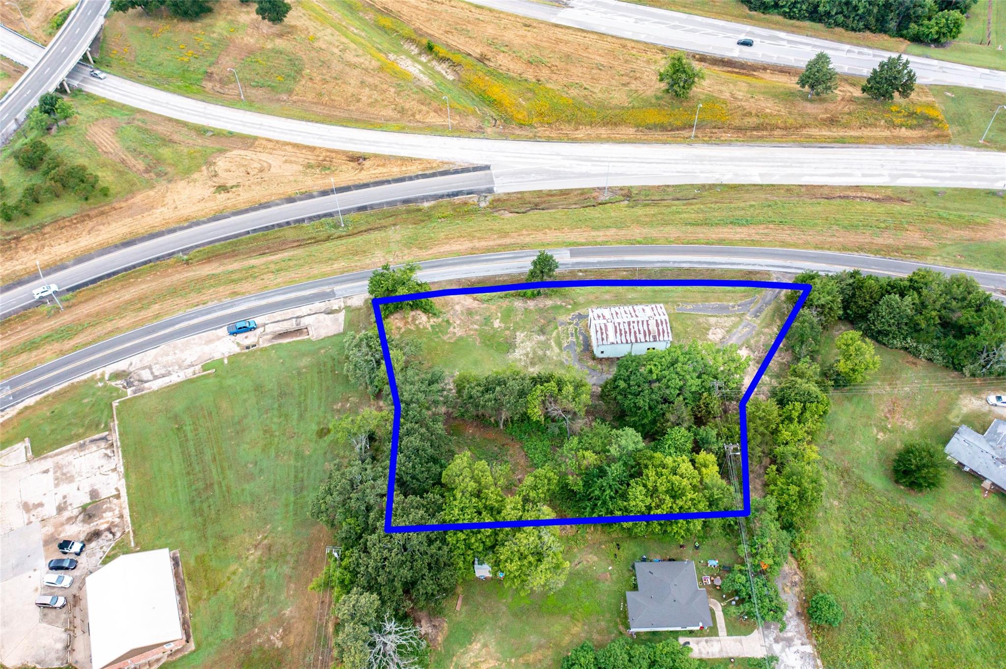 main property photo 2