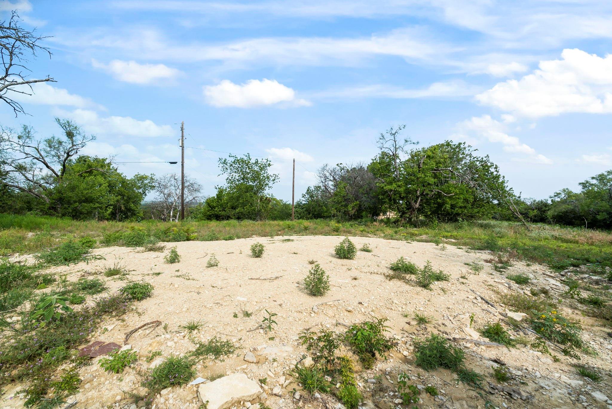 main property photo 30