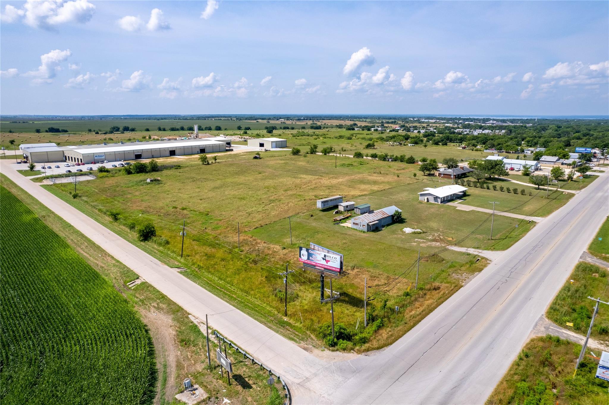 main property photo 14