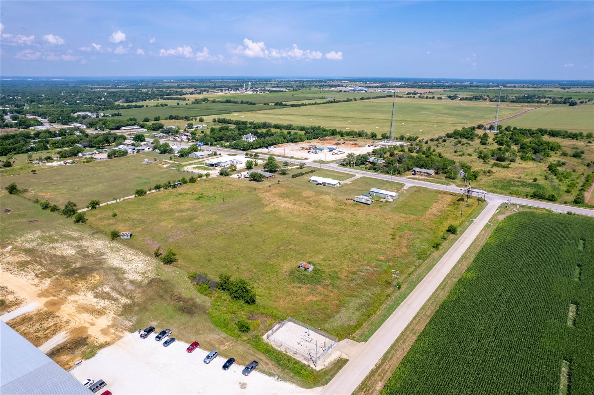 main property photo 4