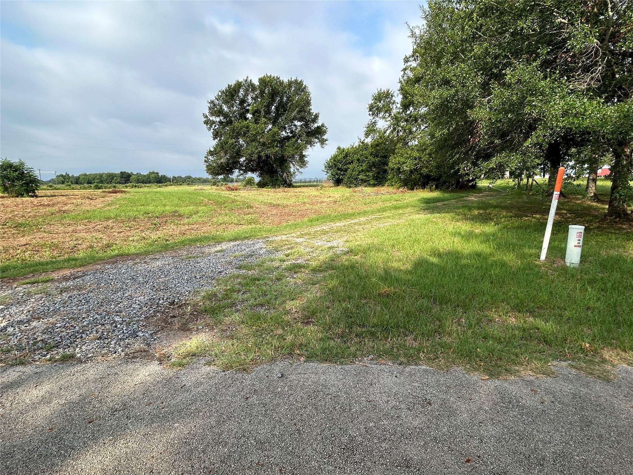 main property photo 10