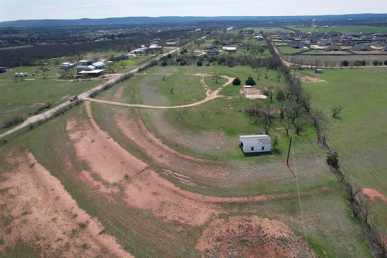 main property photo 7