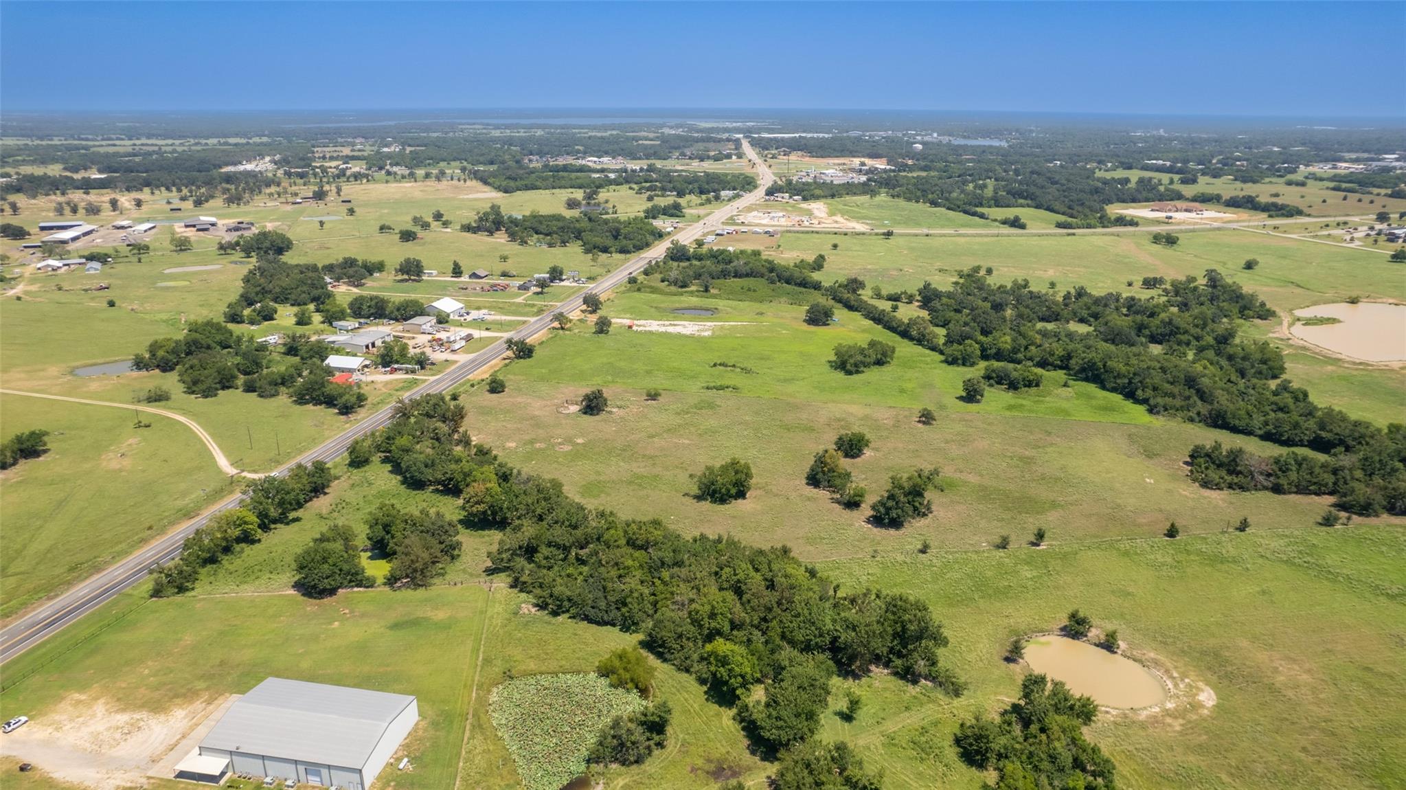 main property photo 32