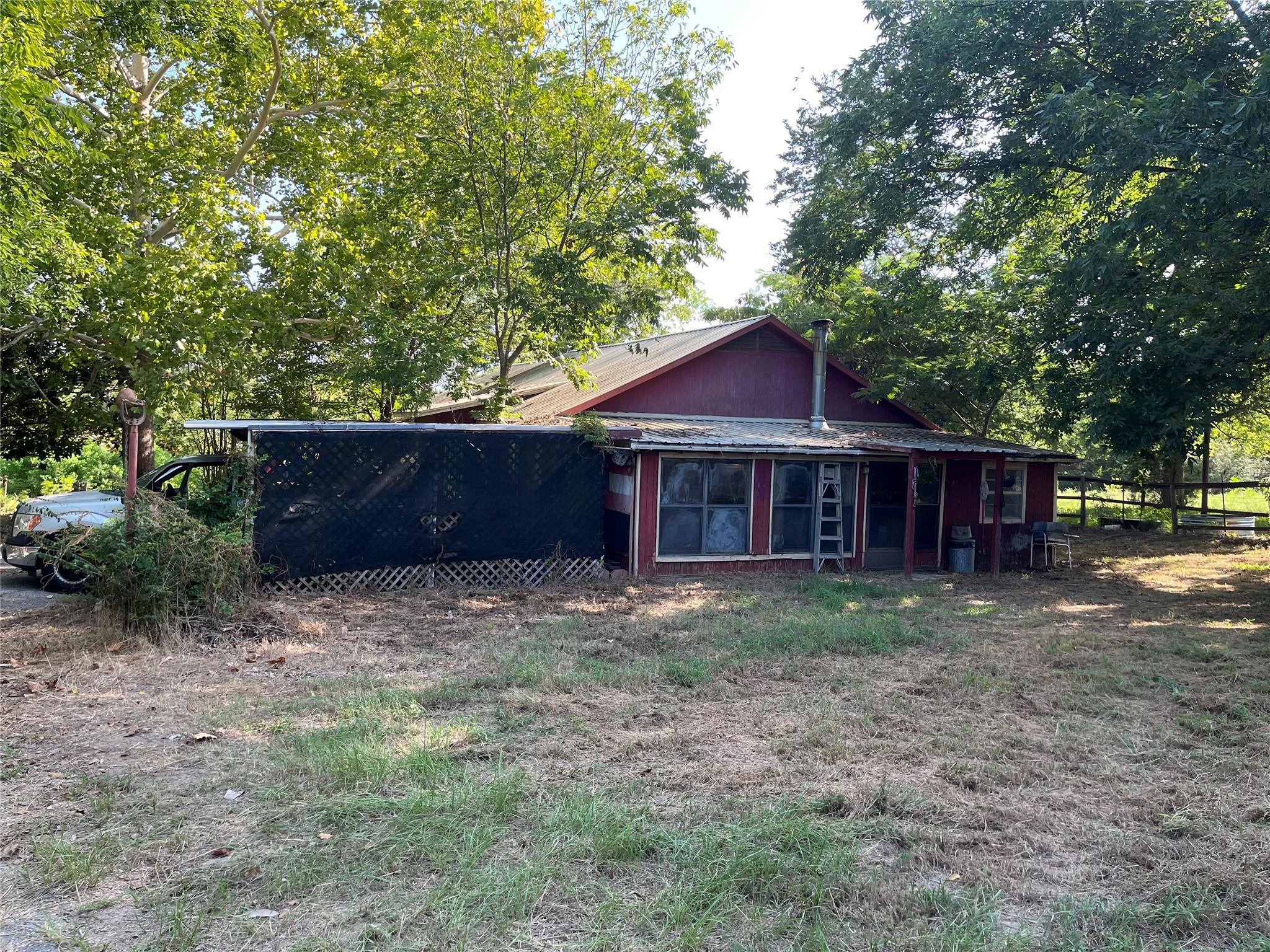 main property photo 31