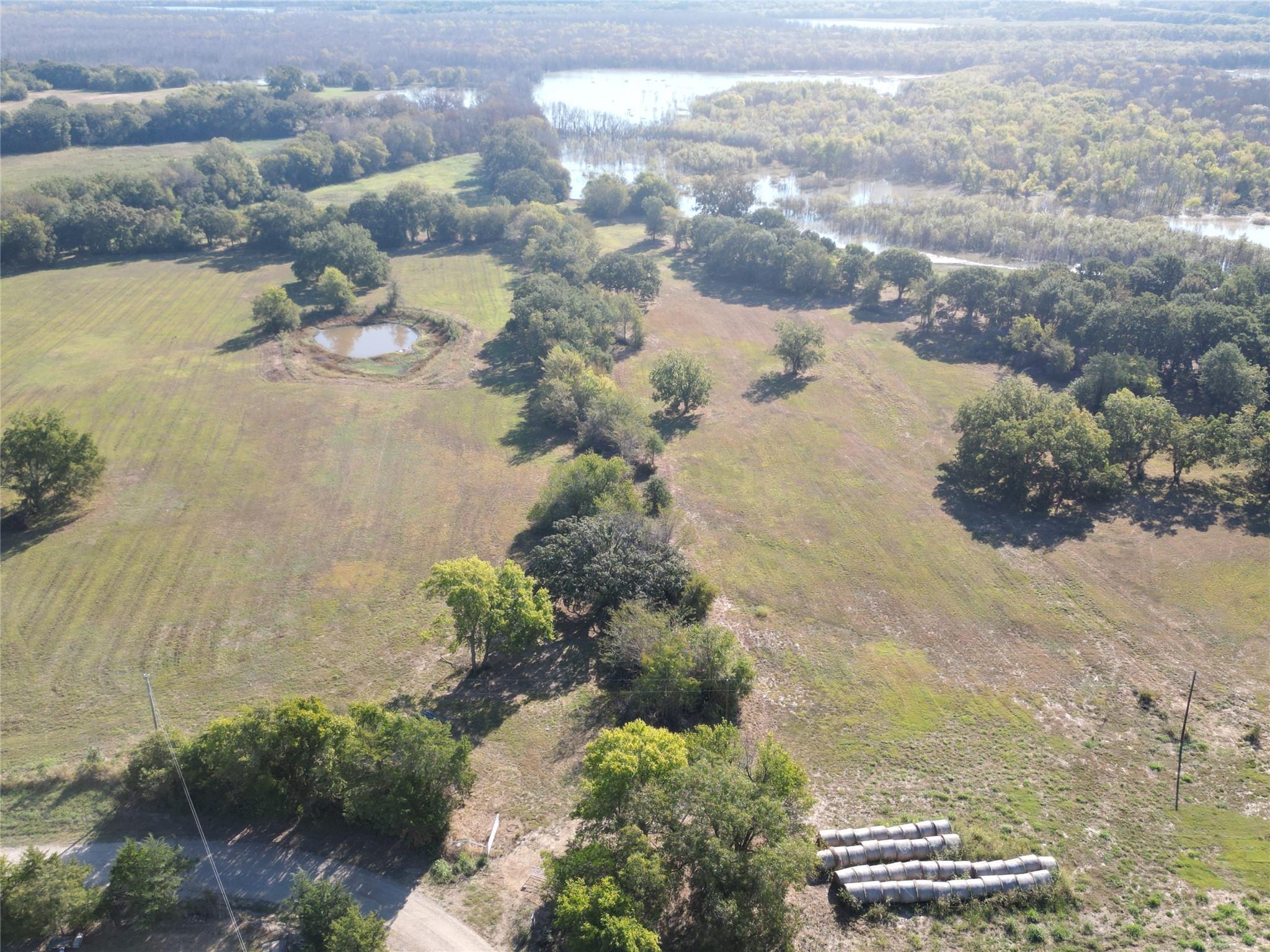 main property photo 9