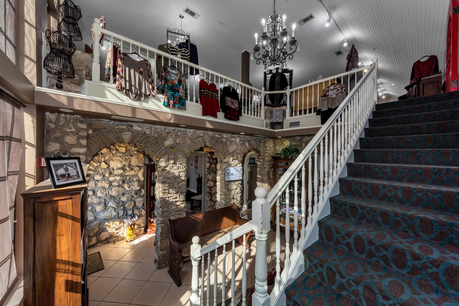 main property photo 18