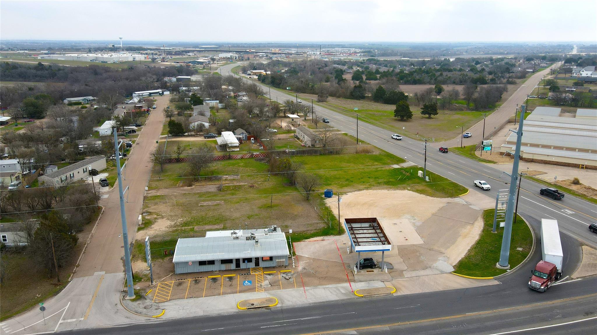 main property photo 10