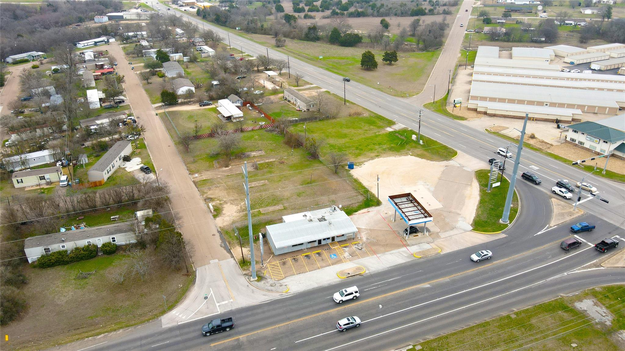 main property photo 11