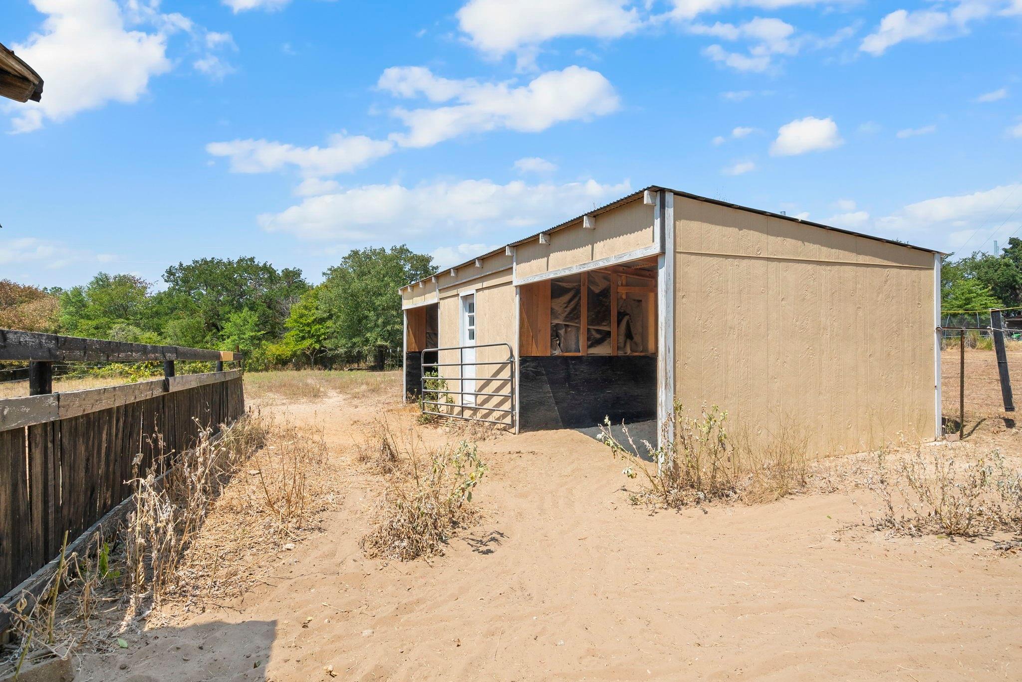 main property photo 17