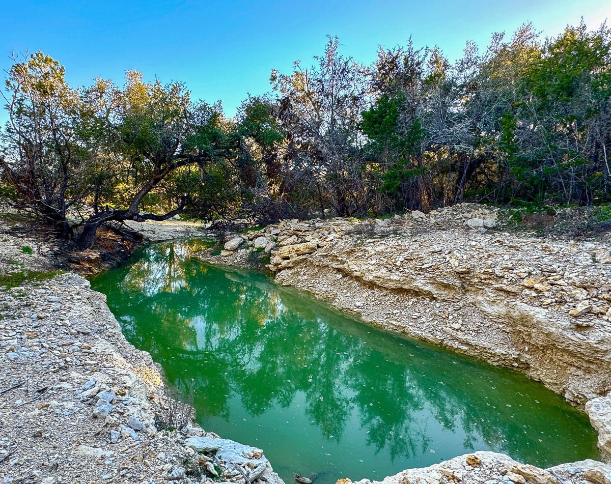 main property photo 17