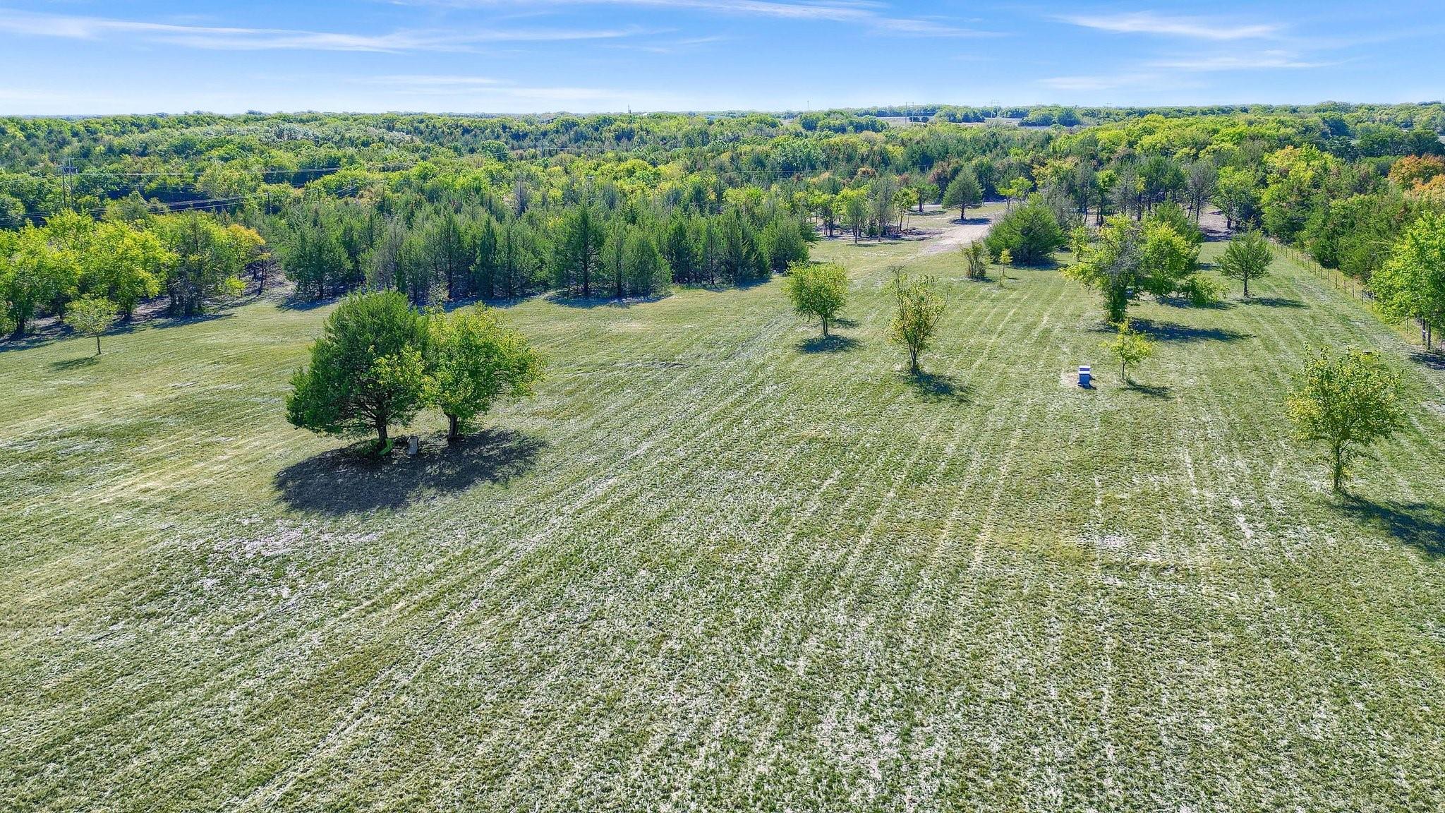 main property photo 23