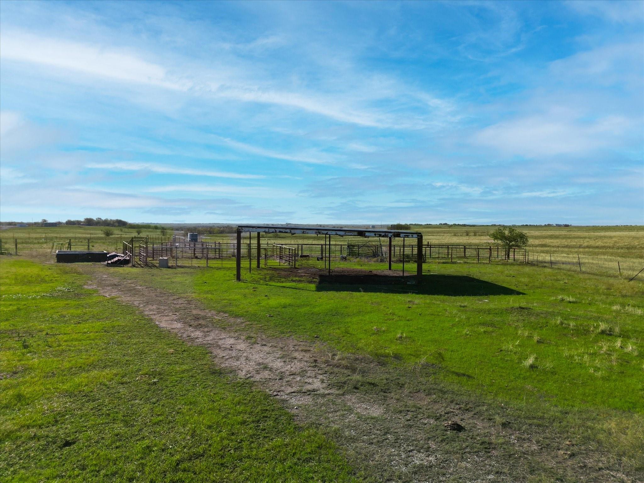 main property photo 14