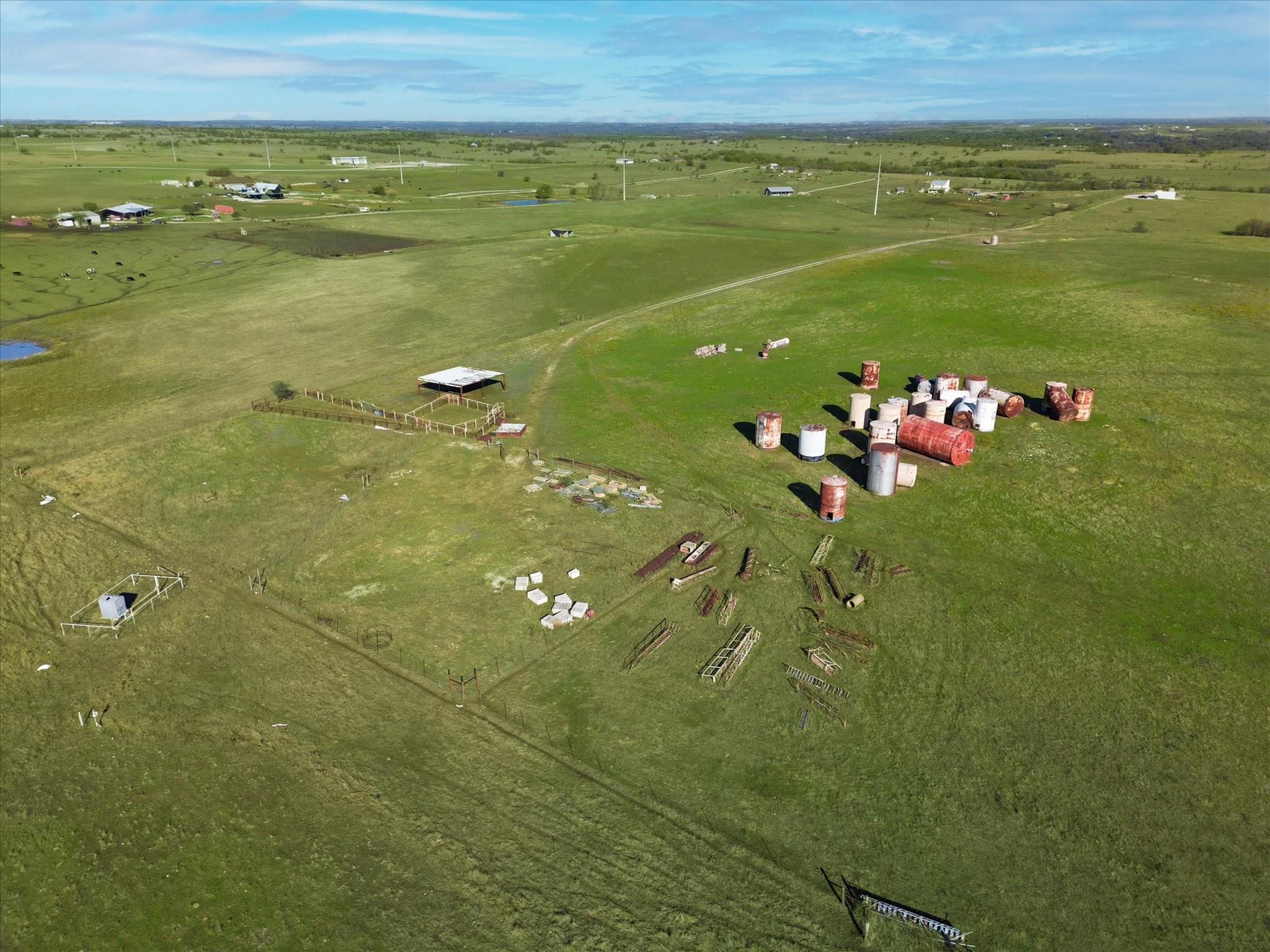 main property photo 4