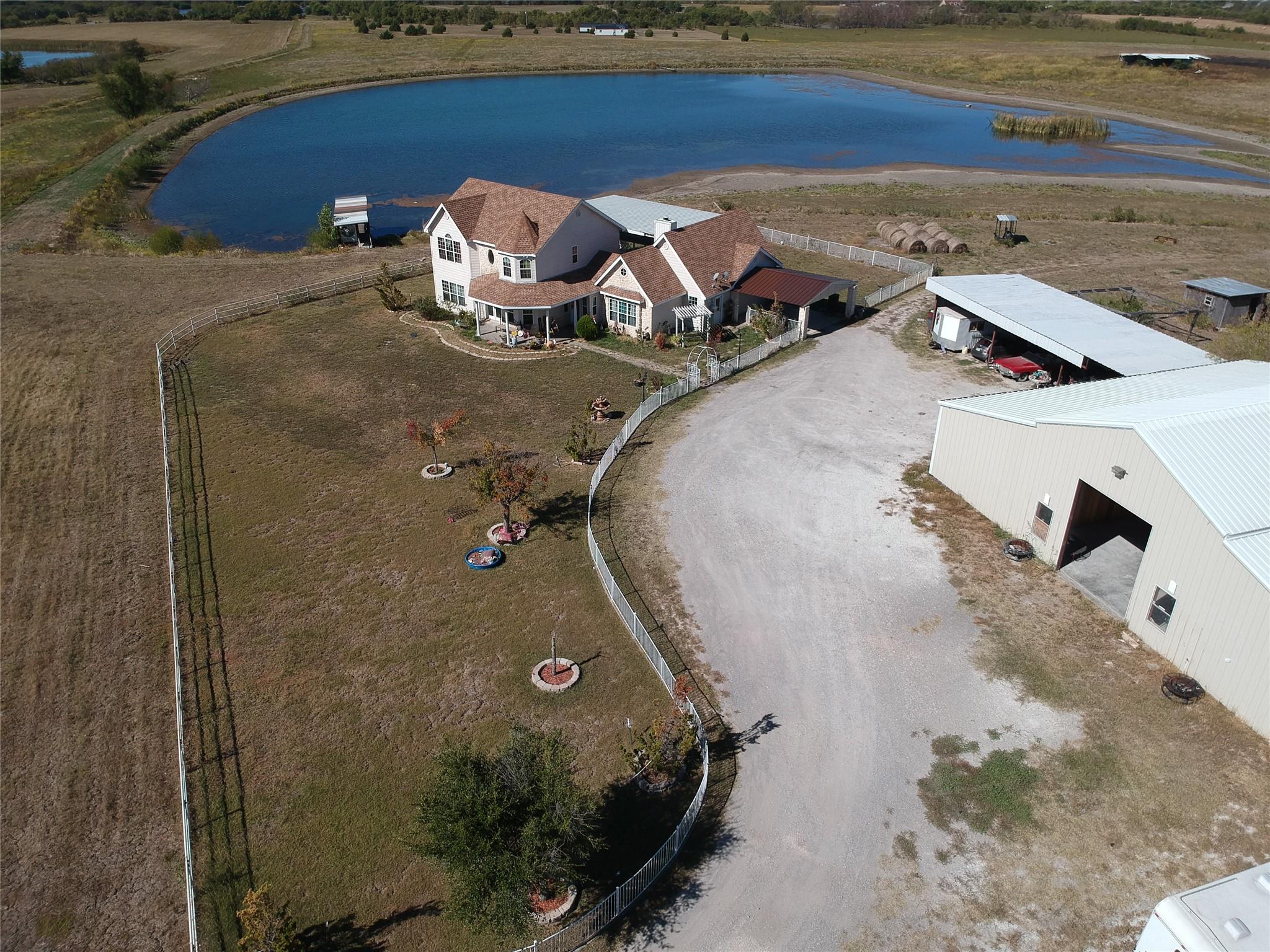 main property photo 39