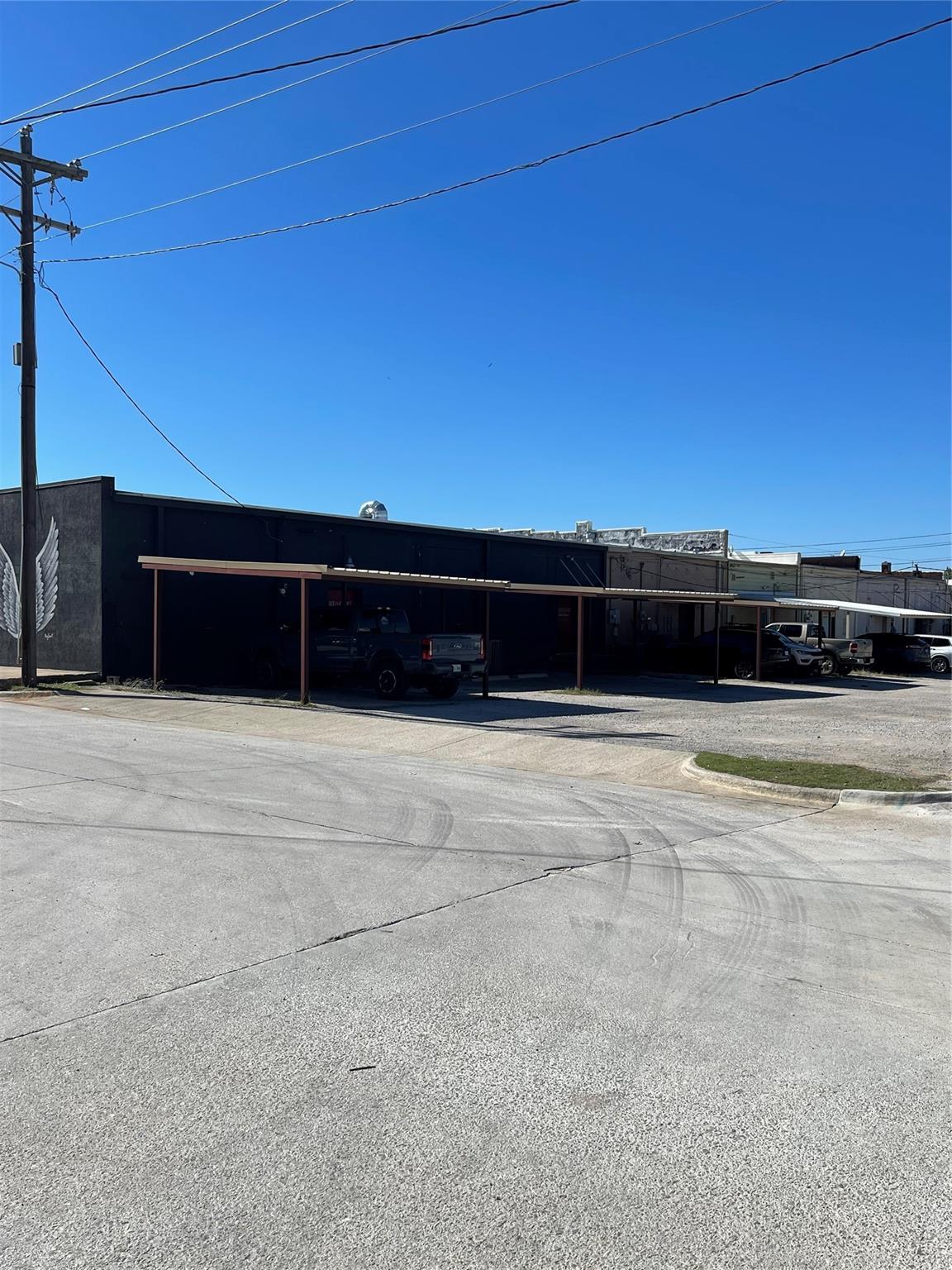 main property photo 8
