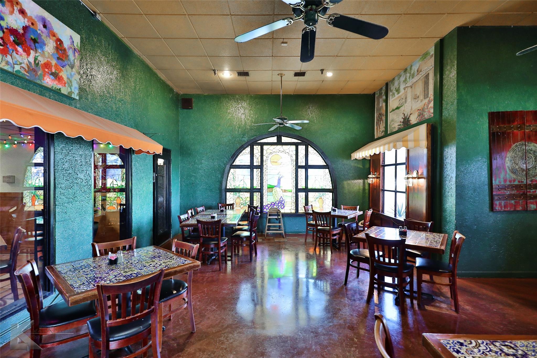 main property photo 10