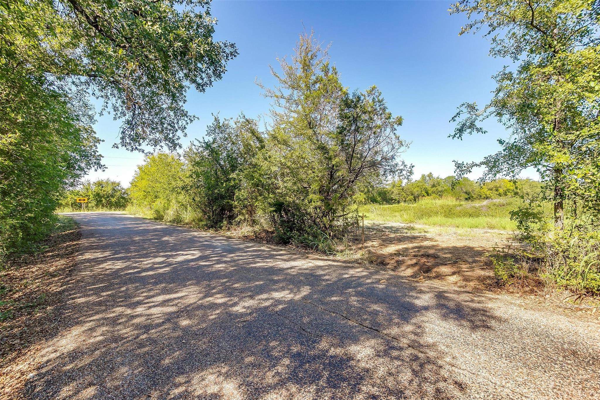 main property photo 13