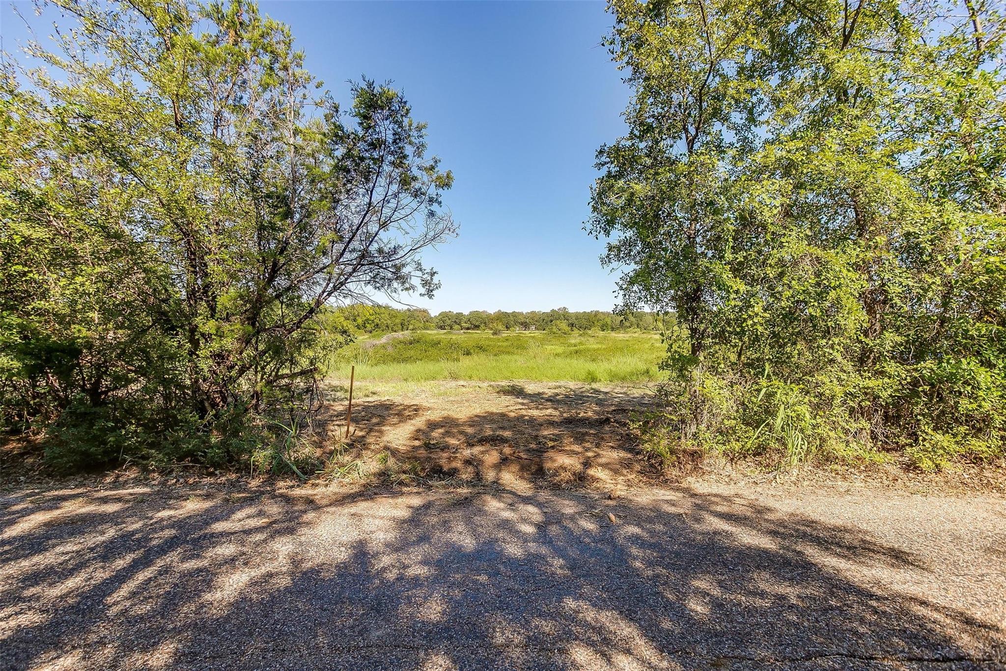 main property photo 12