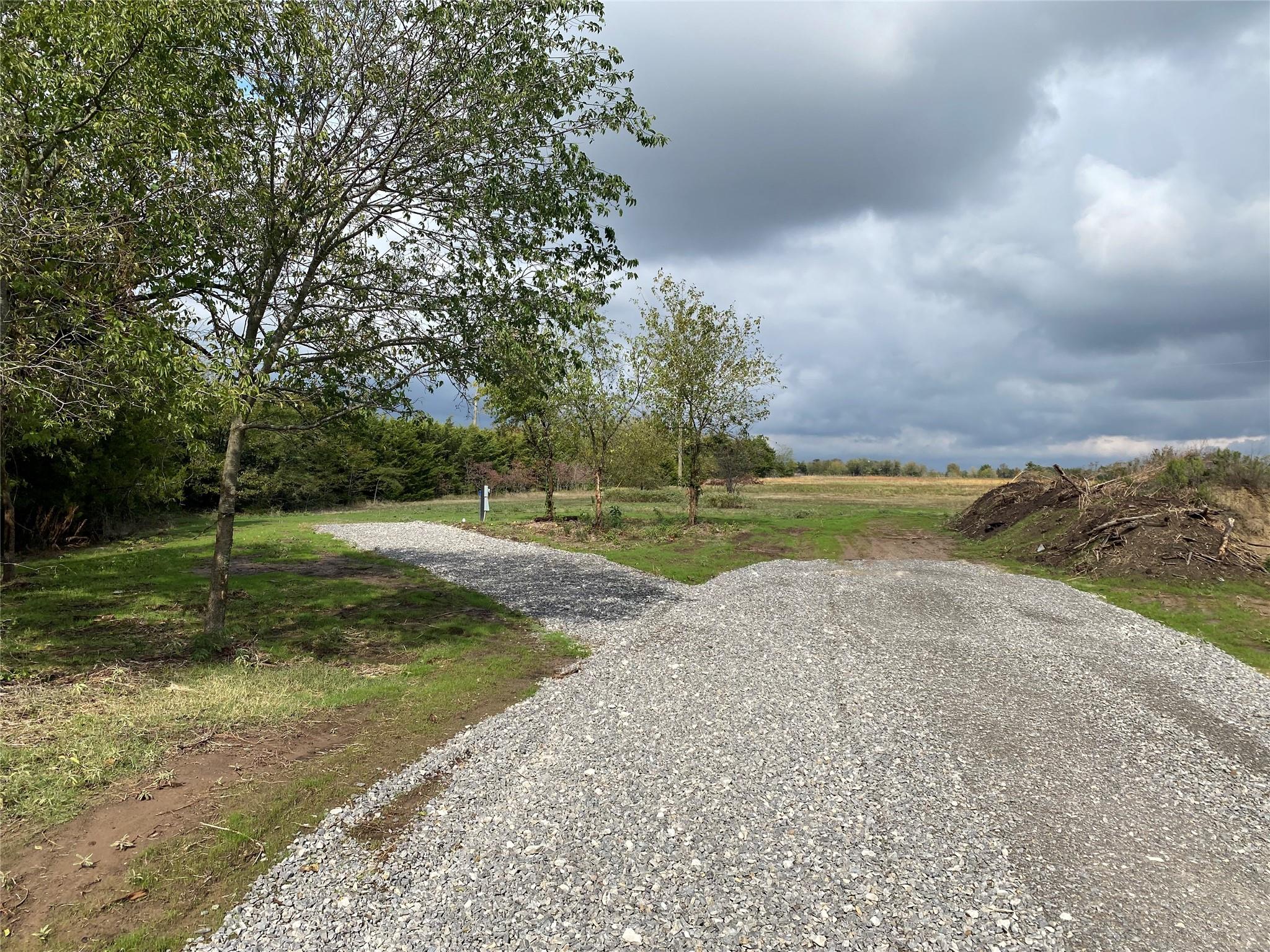 main property photo 24