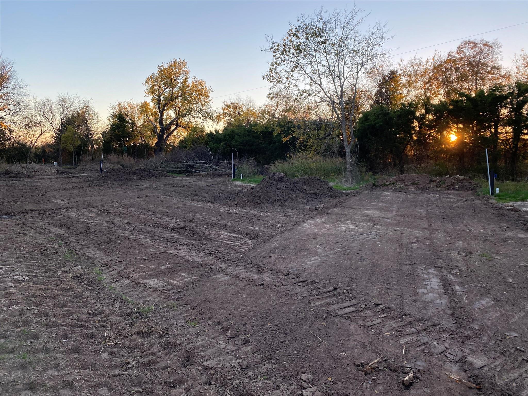 main property photo 34
