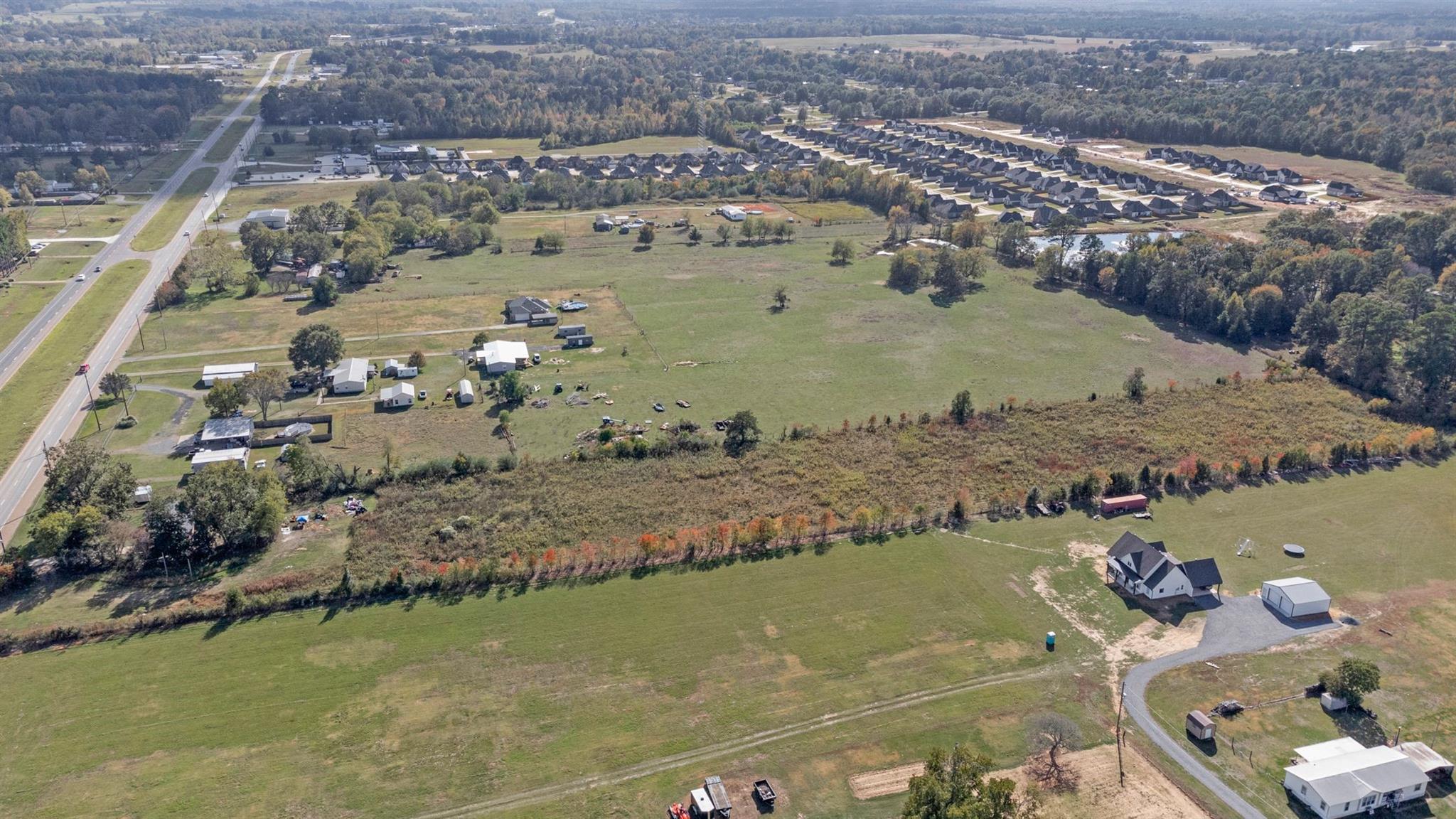 main property photo 10