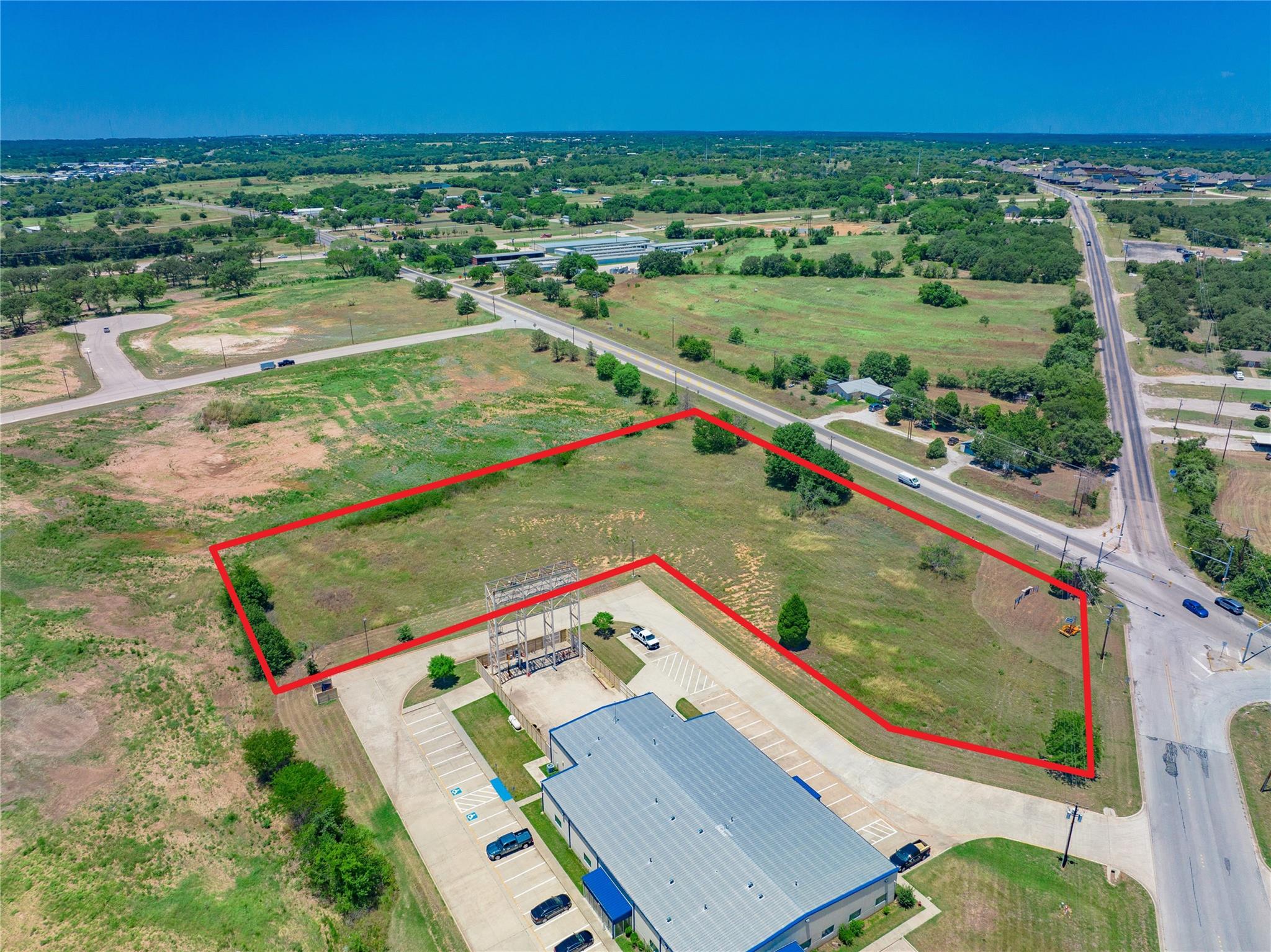 main property photo 2