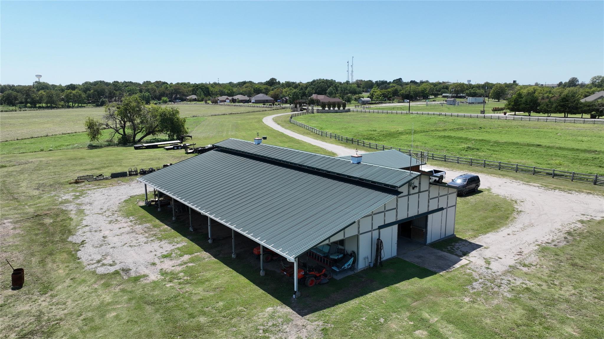 main property photo 31
