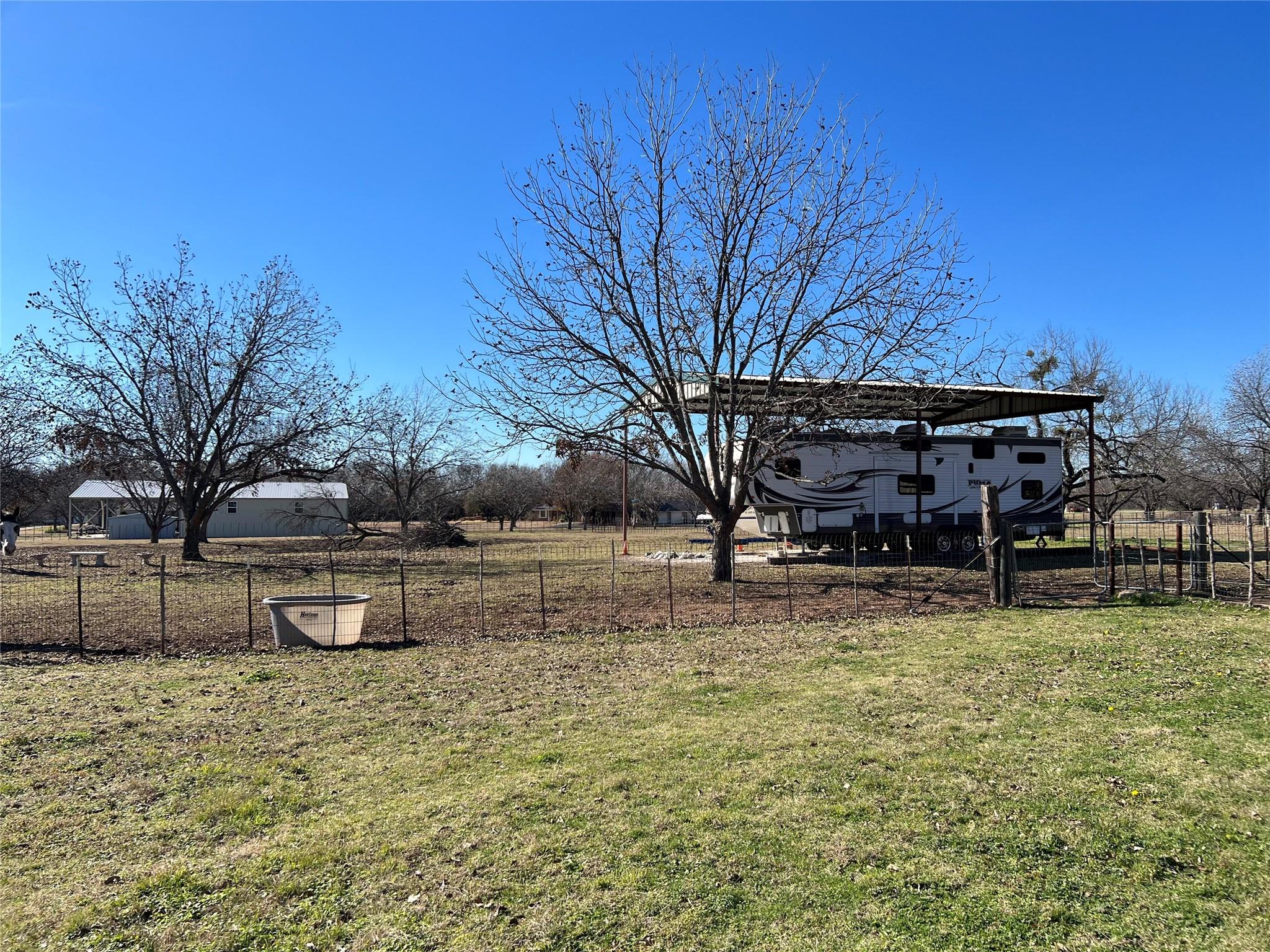 main property photo 18