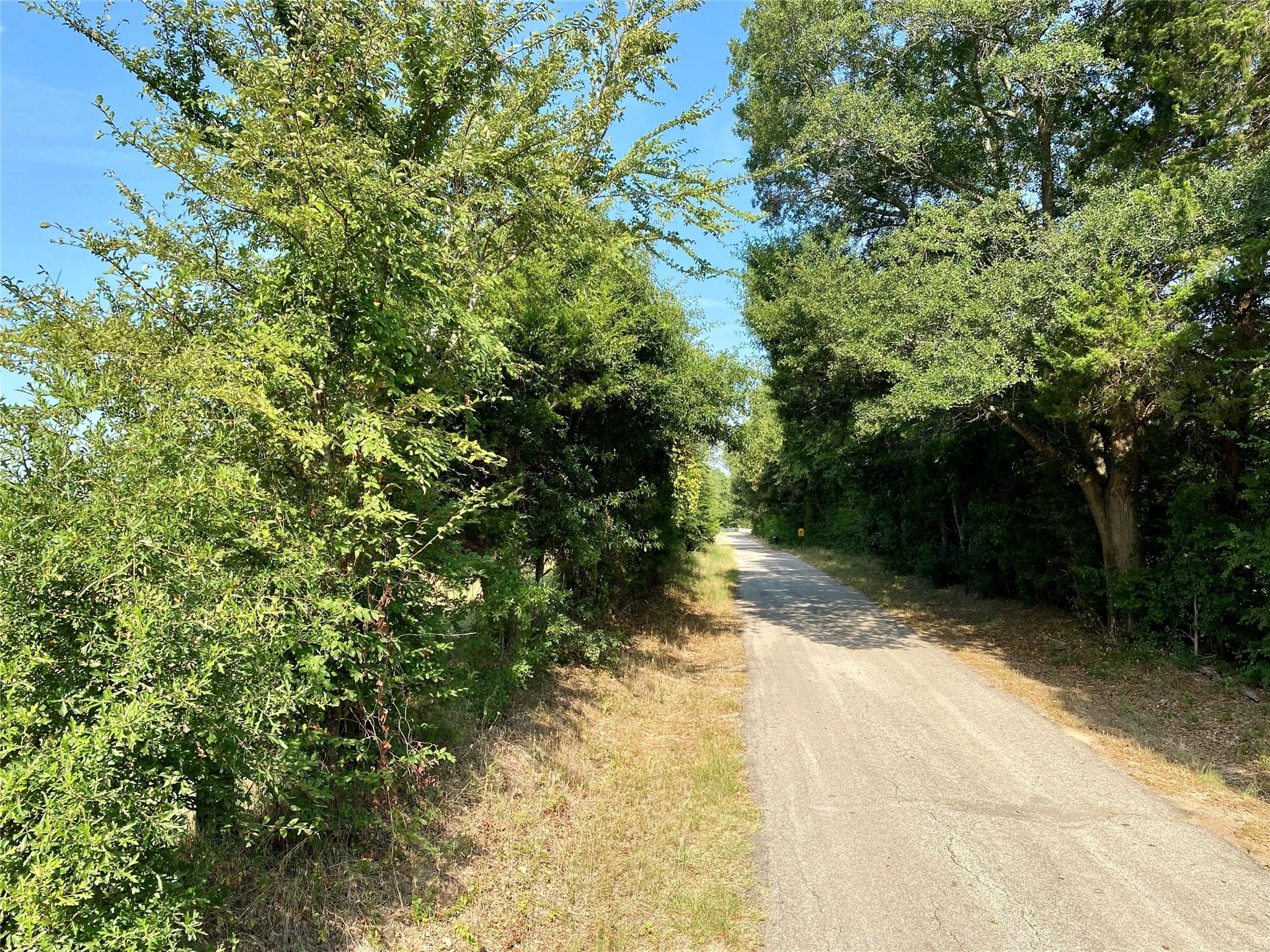 main property photo 9