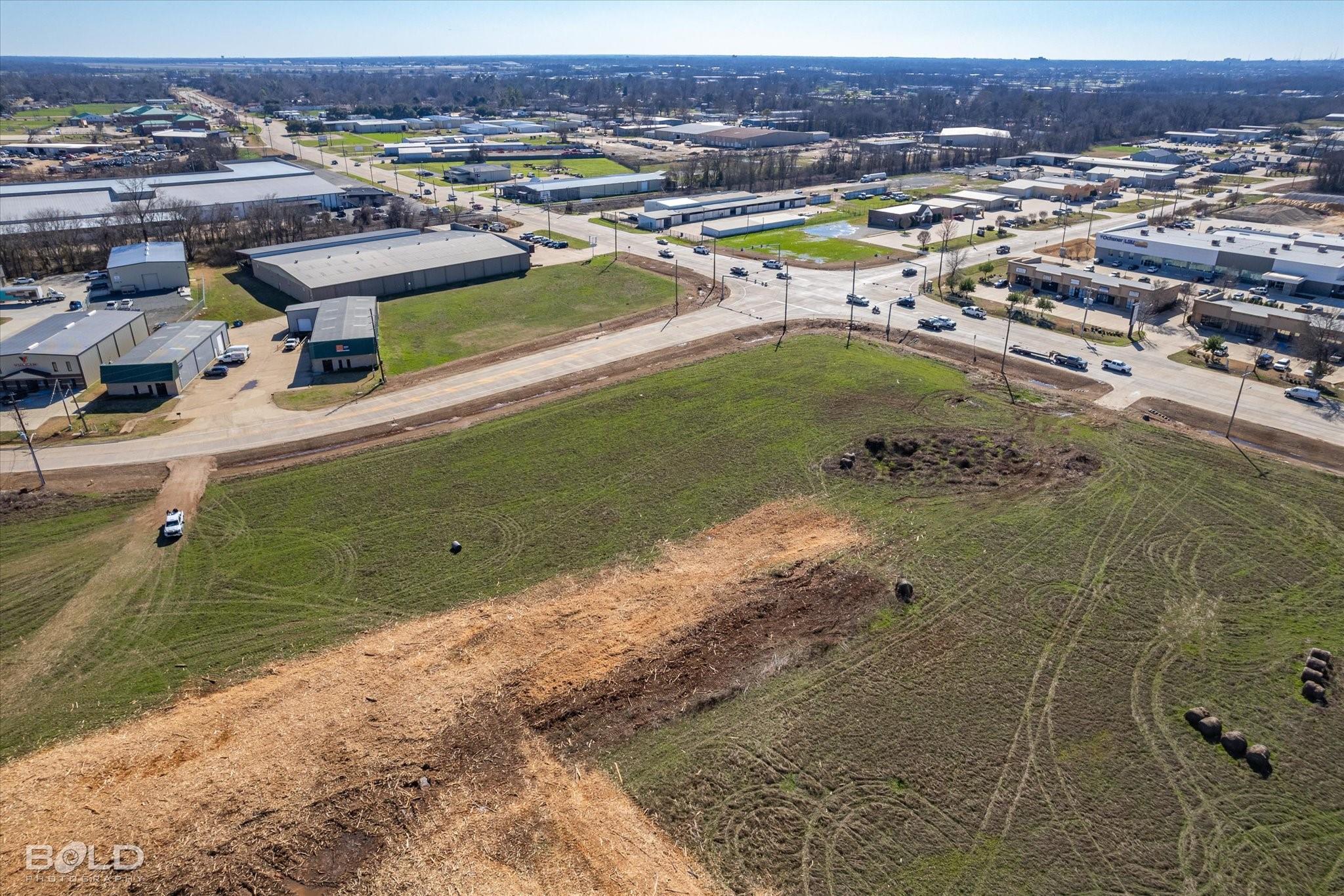 main property photo 17