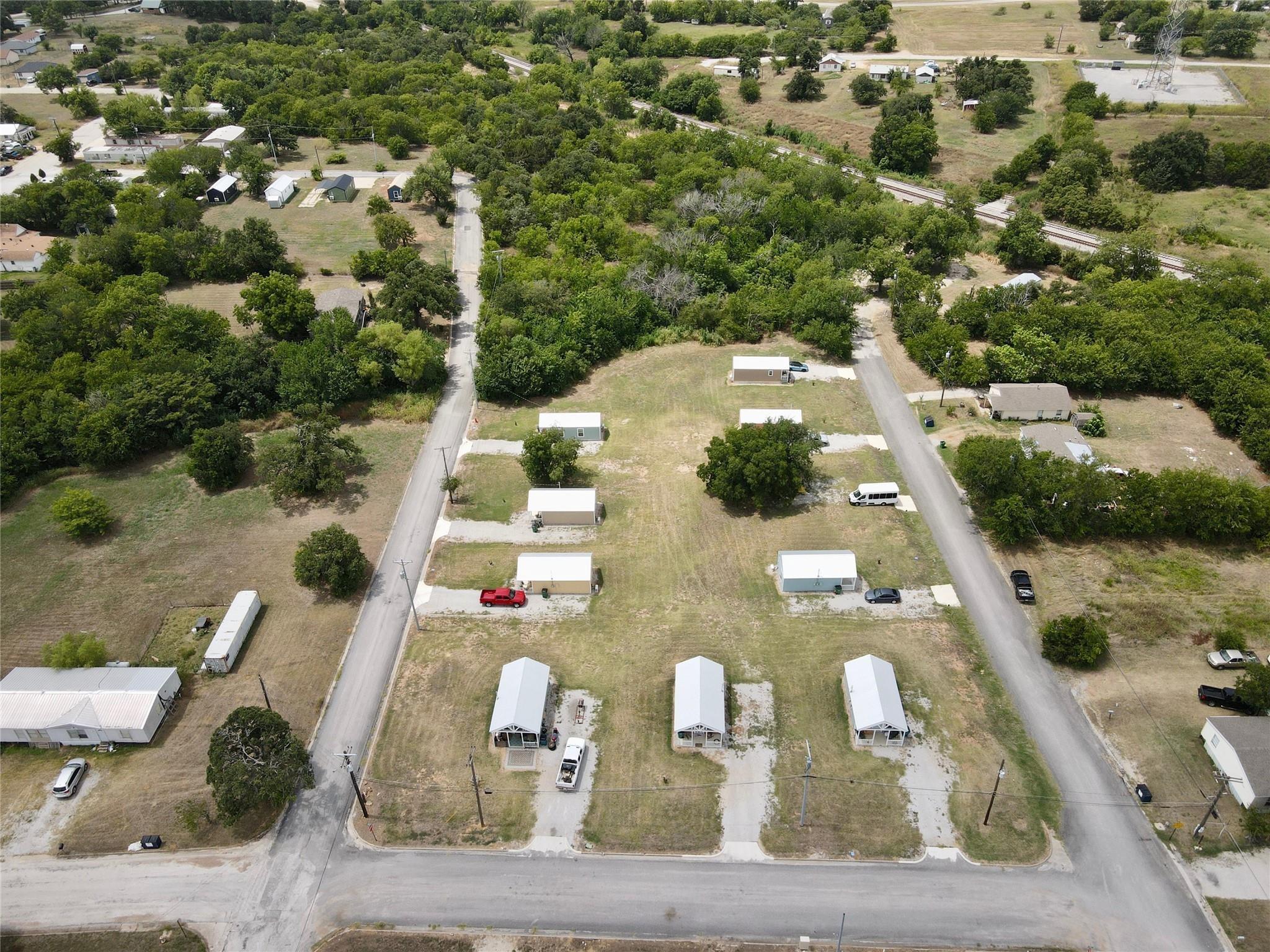 main property photo 15