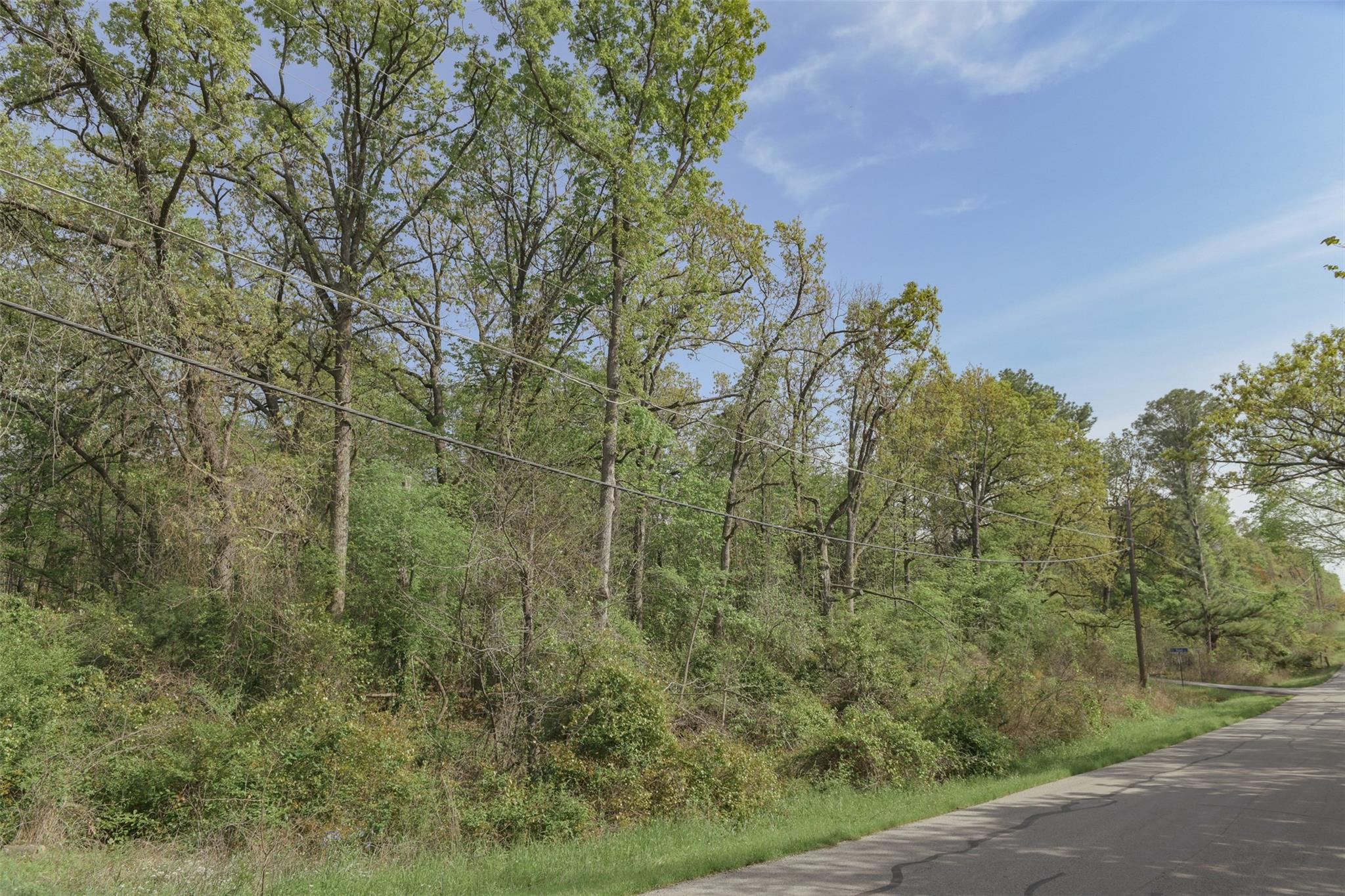 main property photo 23